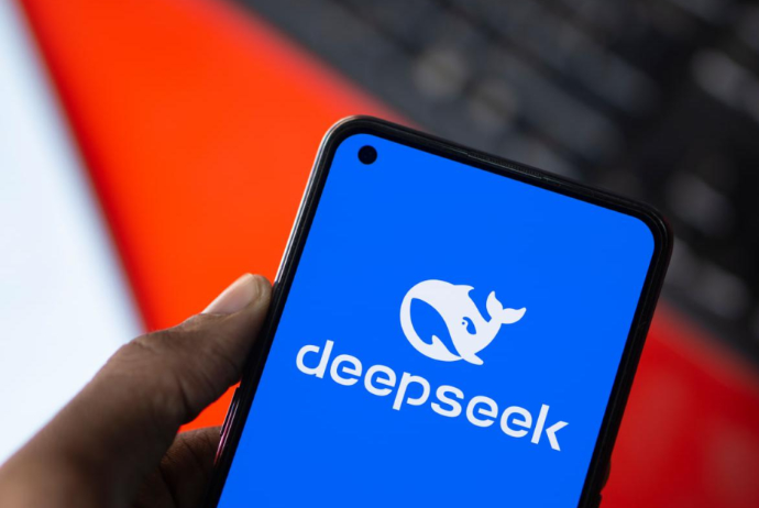 “DeepSeek”: Çin startapı süni intellekt bazarında rəqabəti artırır 