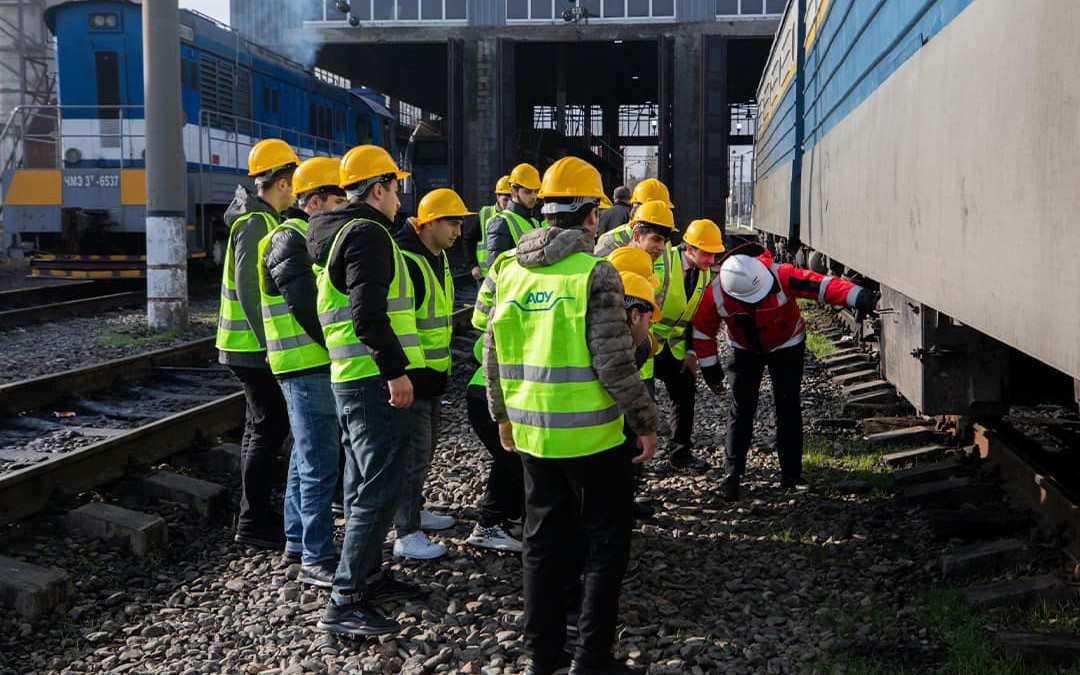Dəmir yolu nəqliyyatı texnologiyası üzrə milli yarışa qeydiyyat elan olunur 