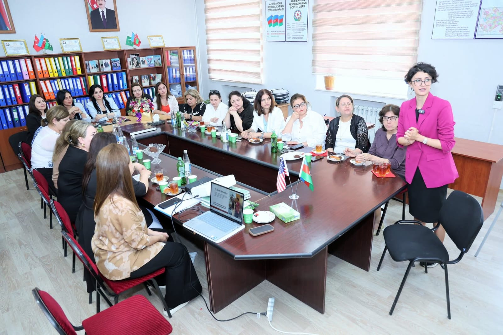 Dərs otağından yay düşərgəsinə: Bahar müəllimin fərqli dərsləri