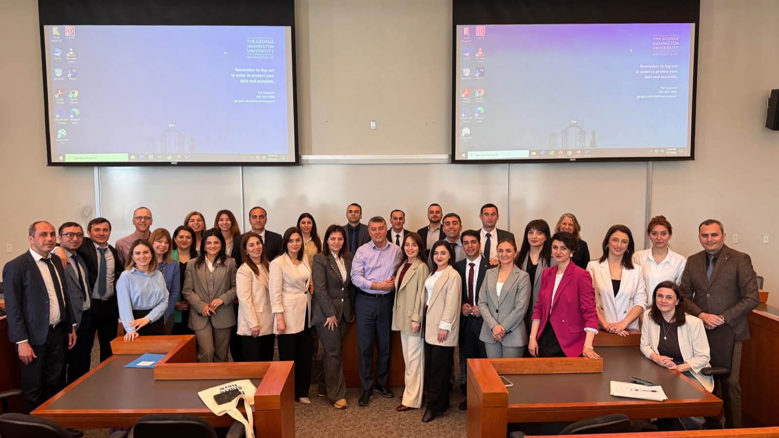 Dərs otağından yay düşərgəsinə: Bahar müəllimin fərqli dərsləri