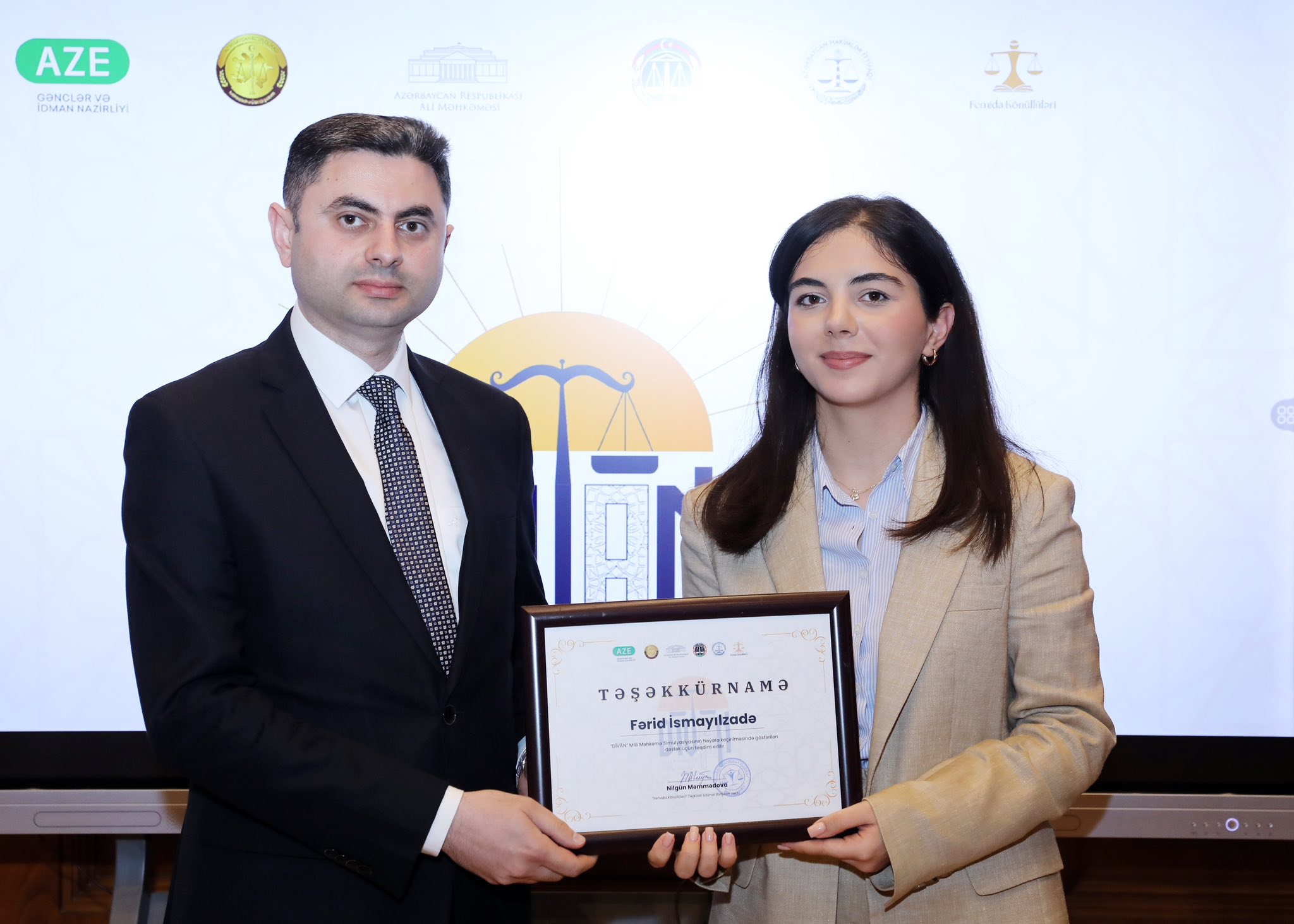 “DİVAN” – Milli Məhkəmə Simulyasiyasının mükafatlandırma mərasimi keçirilib