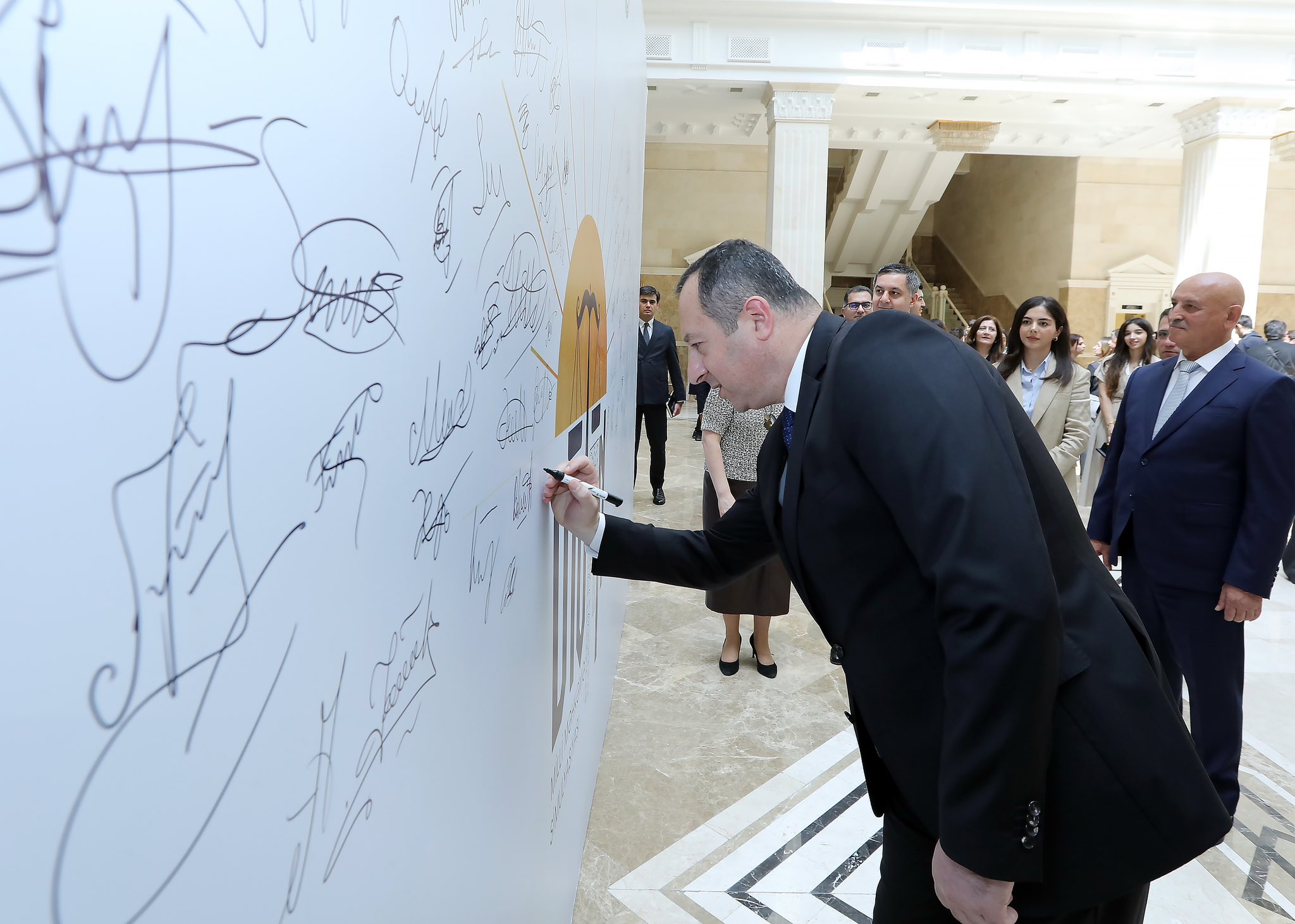 “DİVAN” – Milli Məhkəmə Simulyasiyasının mükafatlandırma mərasimi keçirilib