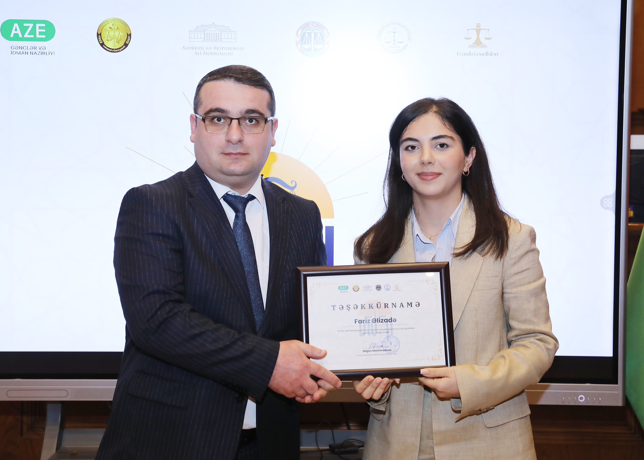 “DİVAN” – Milli Məhkəmə Simulyasiyasının mükafatlandırma mərasimi keçirilib