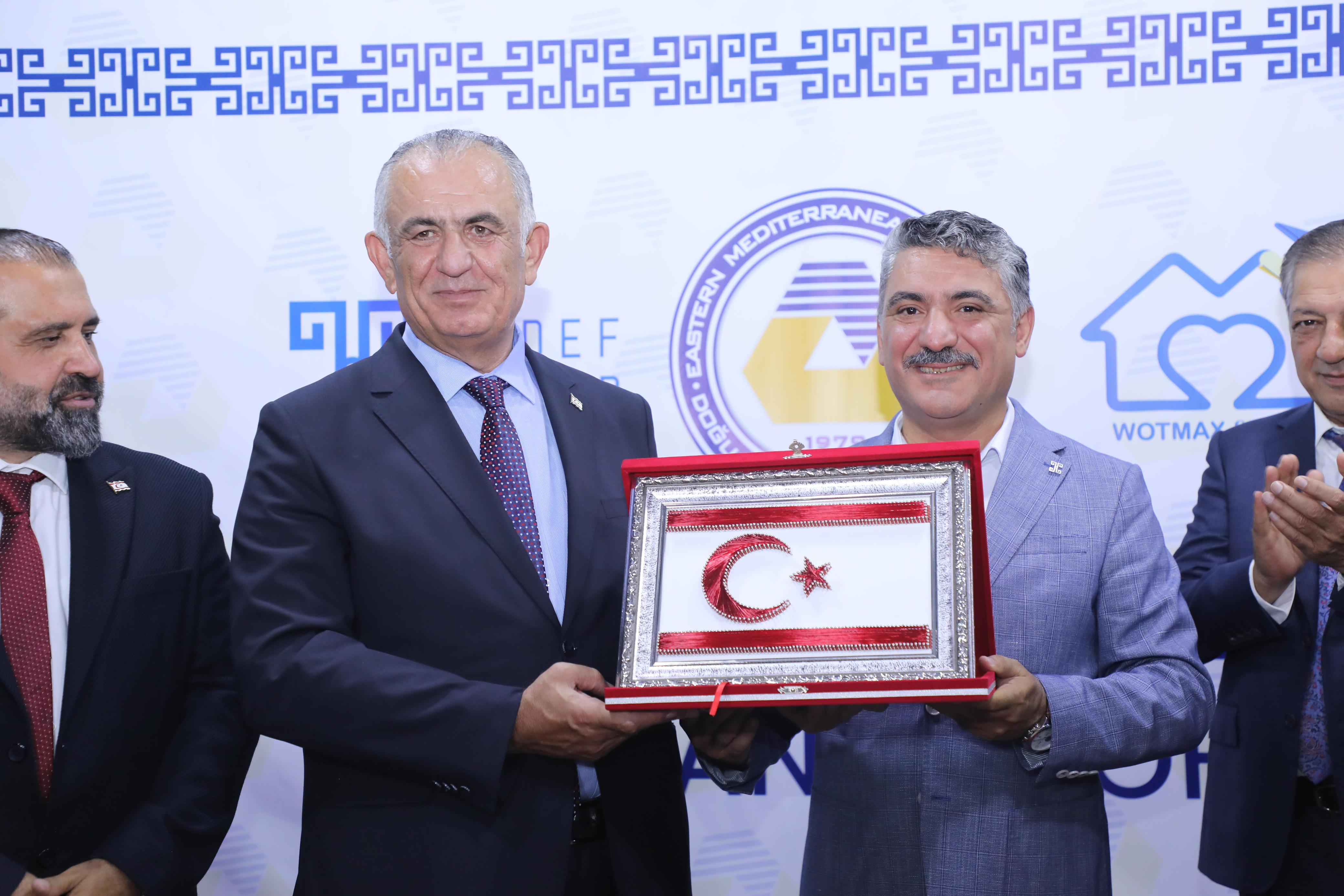 Doğu Akdeniz Universitetinin Bakı tanıtım ofisi açılıb