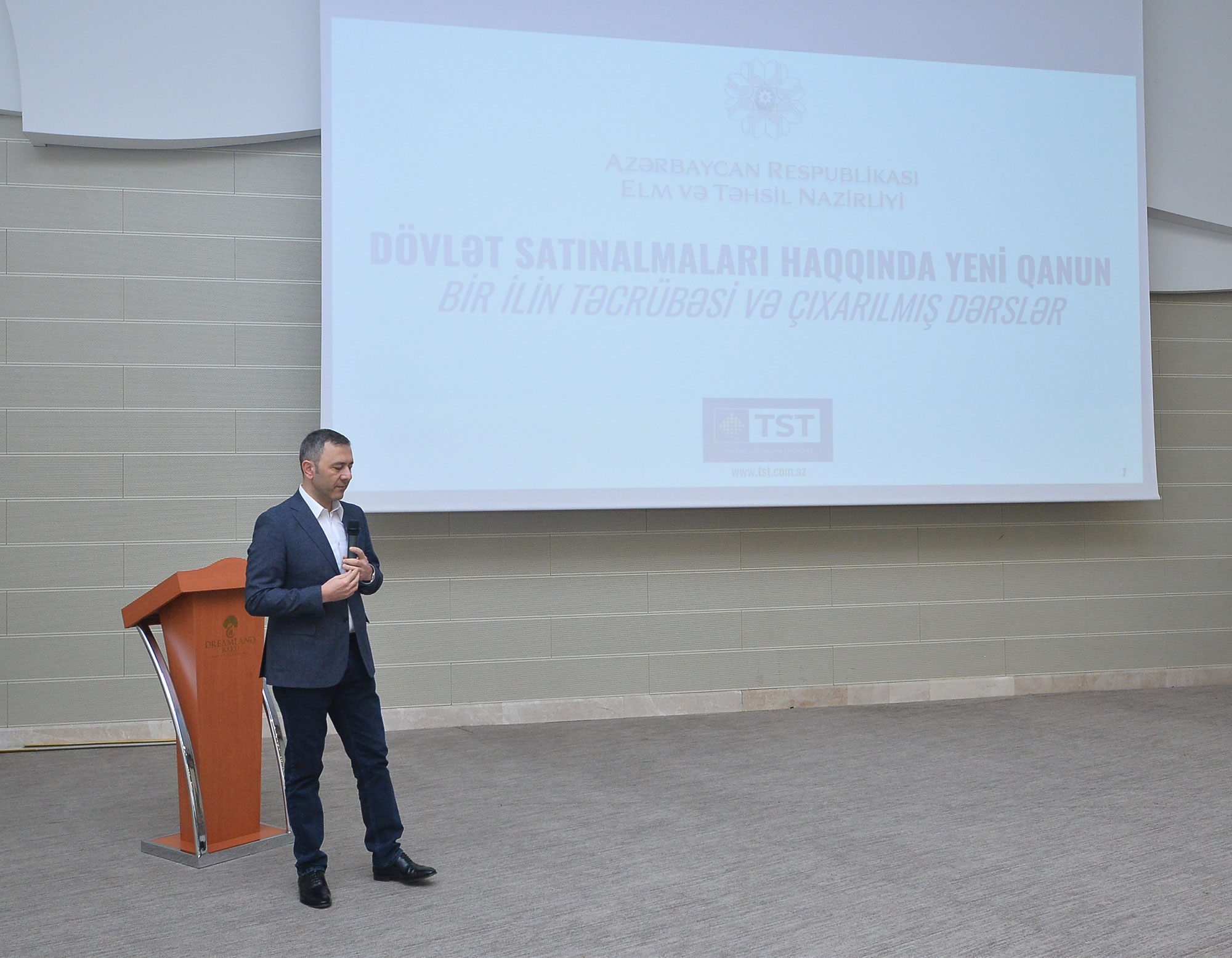 "Dövlət satınalmaları haqqında yeni qanun: bir ilin təcrübəsi və çıxarılmış dərslər" mövzusunda təlim keçirilib