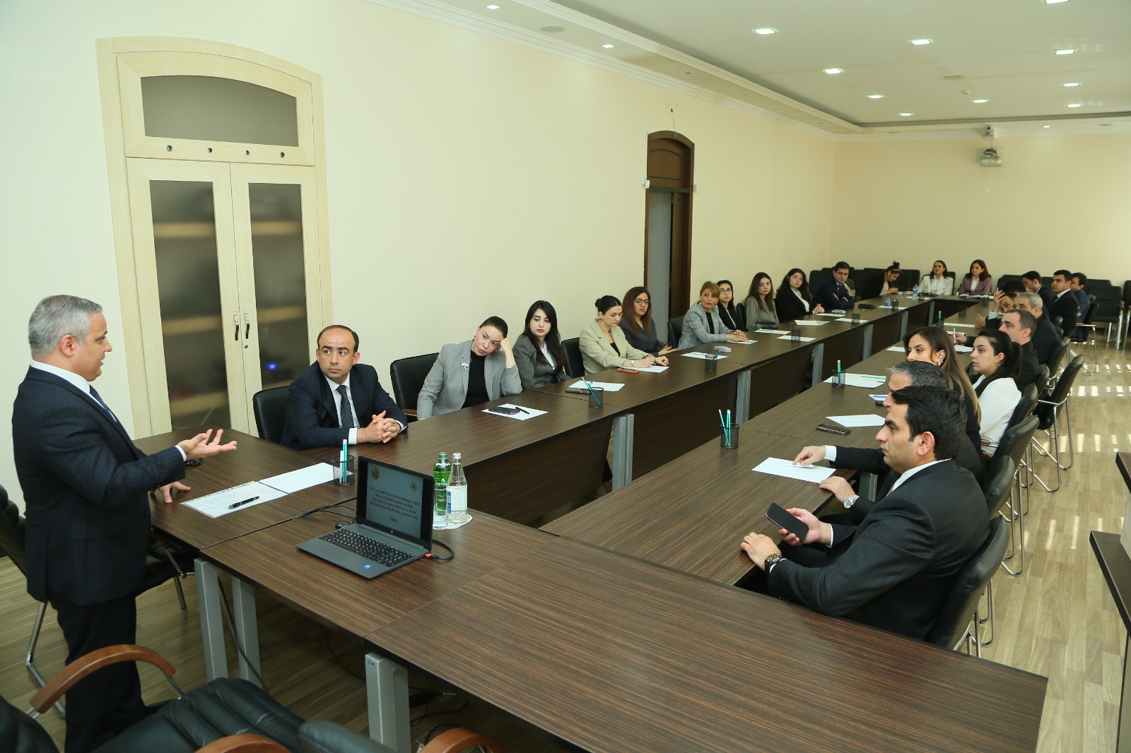 Ədliyyə Akademiyasında Elm və Təhsil Nazirliyinin əməkdaşları üçün təlim keçirilib