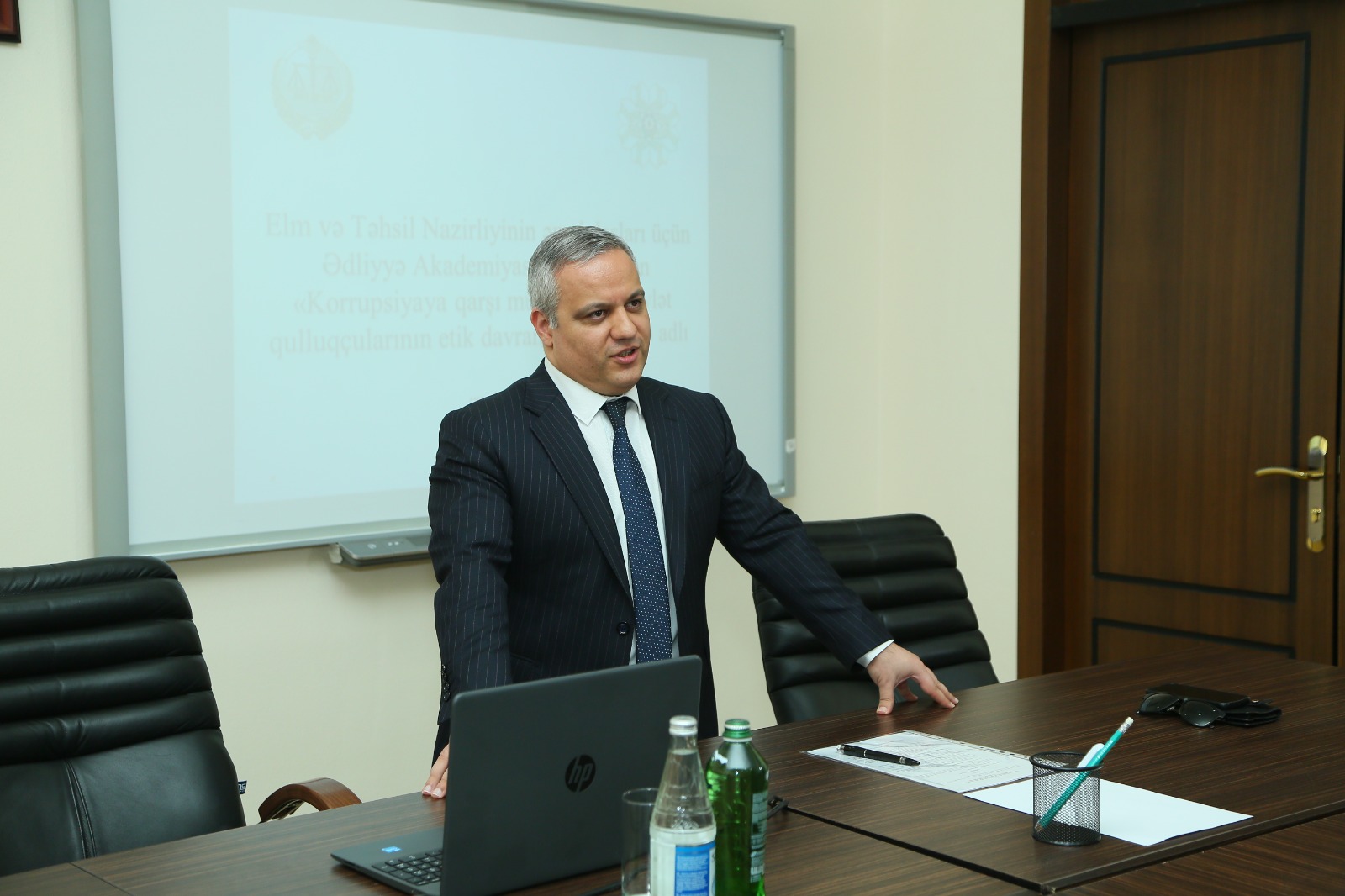 Ədliyyə Akademiyasında Elm və Təhsil Nazirliyinin əməkdaşları üçün təlim keçirilib