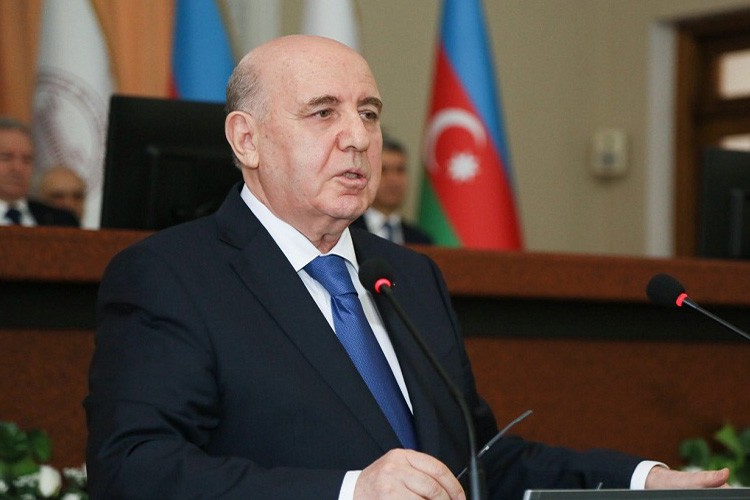 Əhliman Əmiraslanov: Ermənilər təhsilli azərbaycanlılara iş vermirdilər 