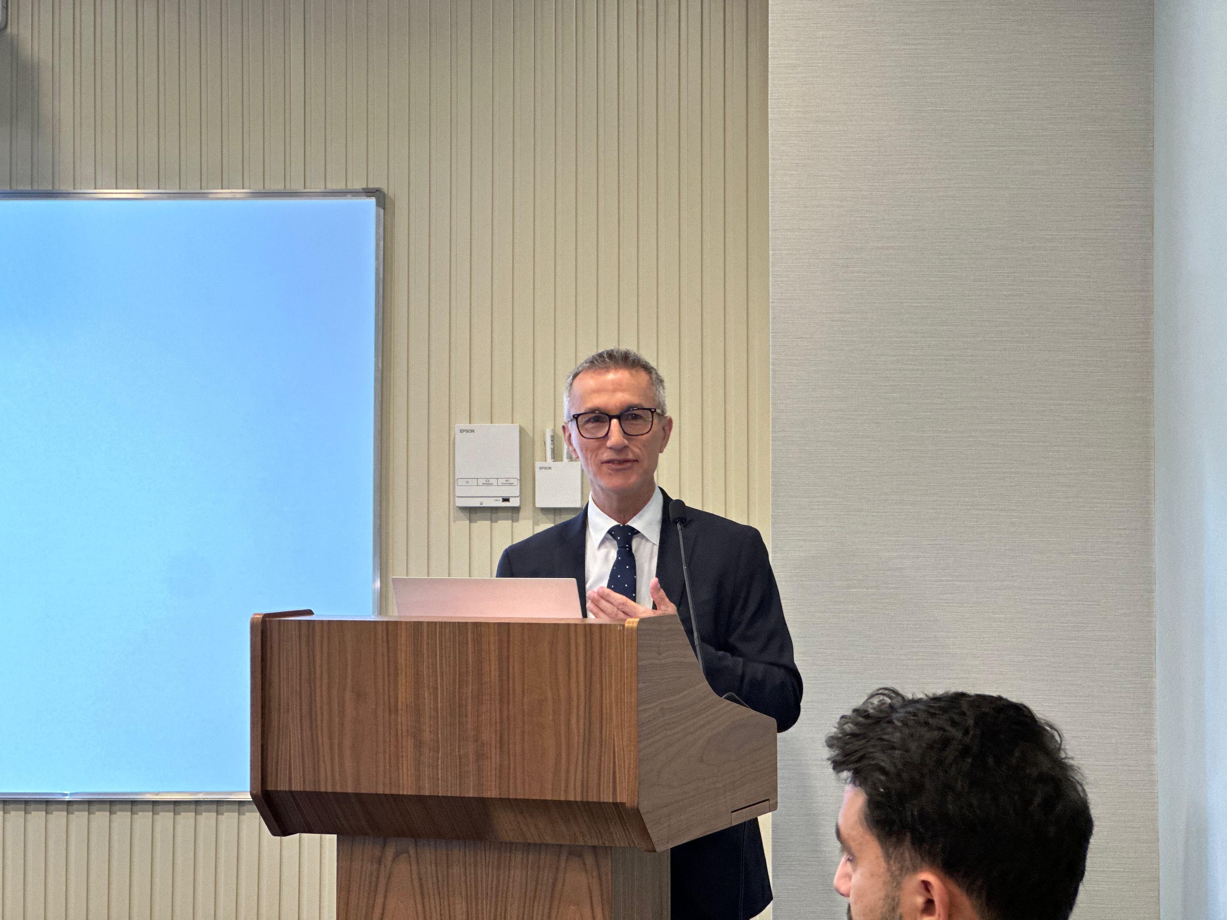 Ekspert: Xarici dil üzrə sertifikatlaşdırmada danışıq meyarı kifayət qədər nəzərə alınmır 