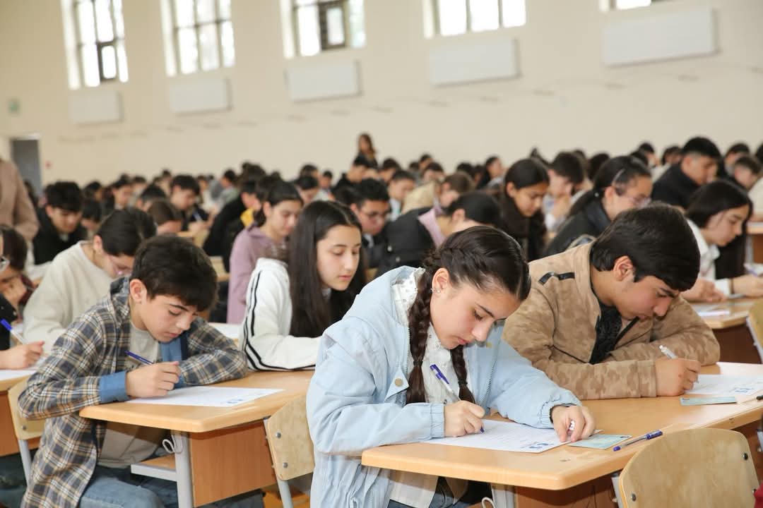 “Əlaçı” intellektual oyununun 21-ci mövsümünün seçim turu baş tutub