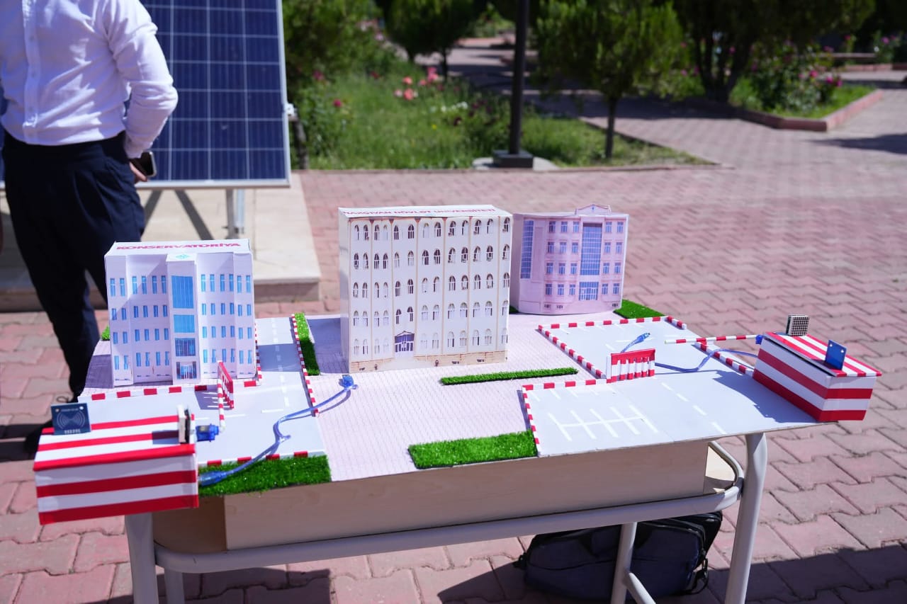 Elbrus İsayev: NDU-da süni intellekt seçmə fənn olaraq şaxələndirilib