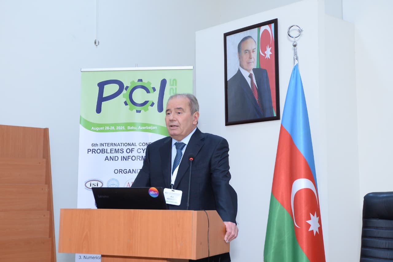 Əli Abbasov: Ölkəmizdə süni intellektin inkişafı xüsusi diqqət mərkəzindədir 