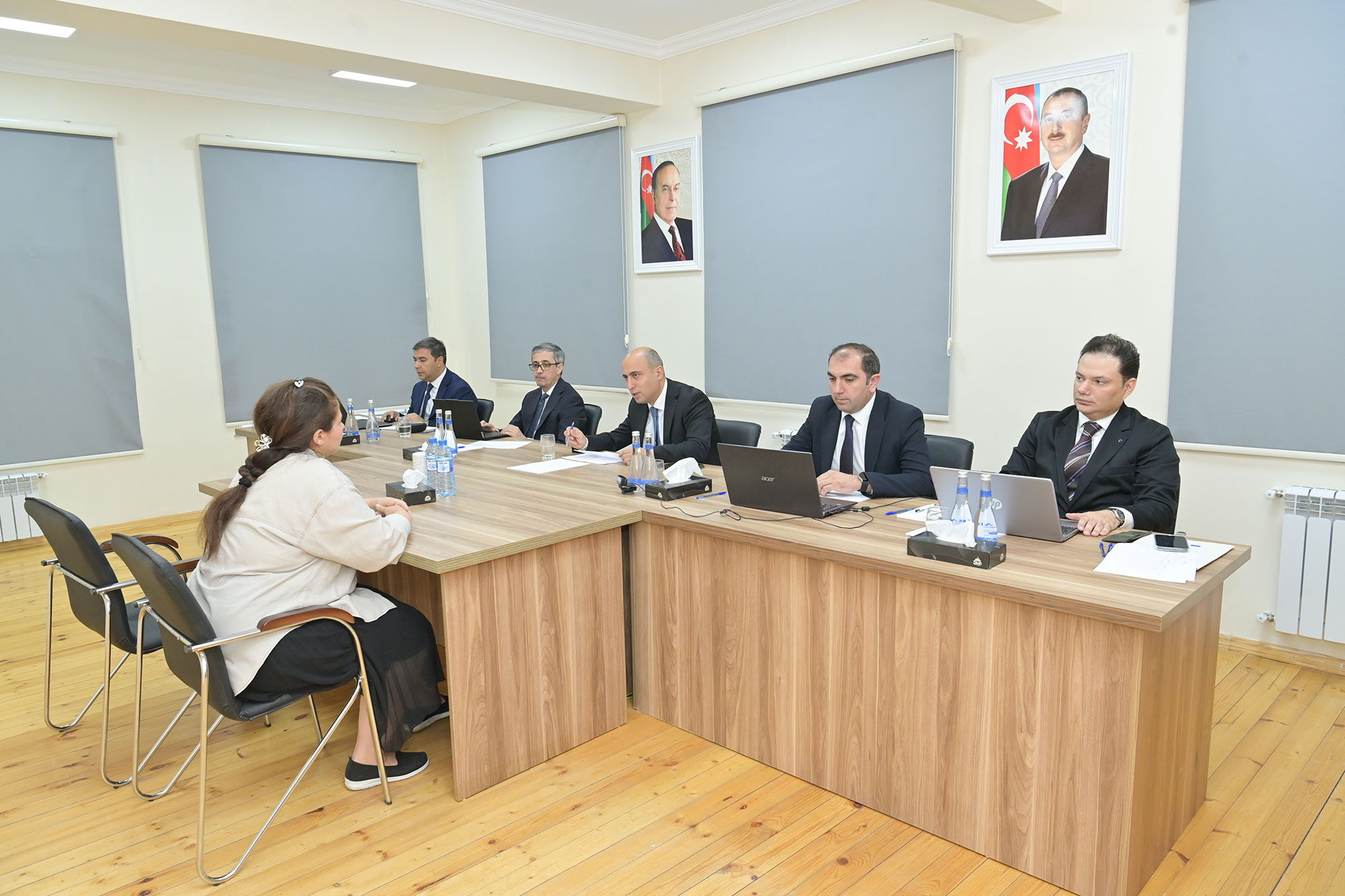 Elm və təhsil naziri Daşkəsəndə vətəndaşları qəbul edib