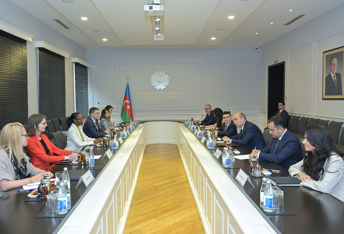 Elm və təhsil naziri Dünya Bankının nümayəndə heyəti ilə görüşüb 