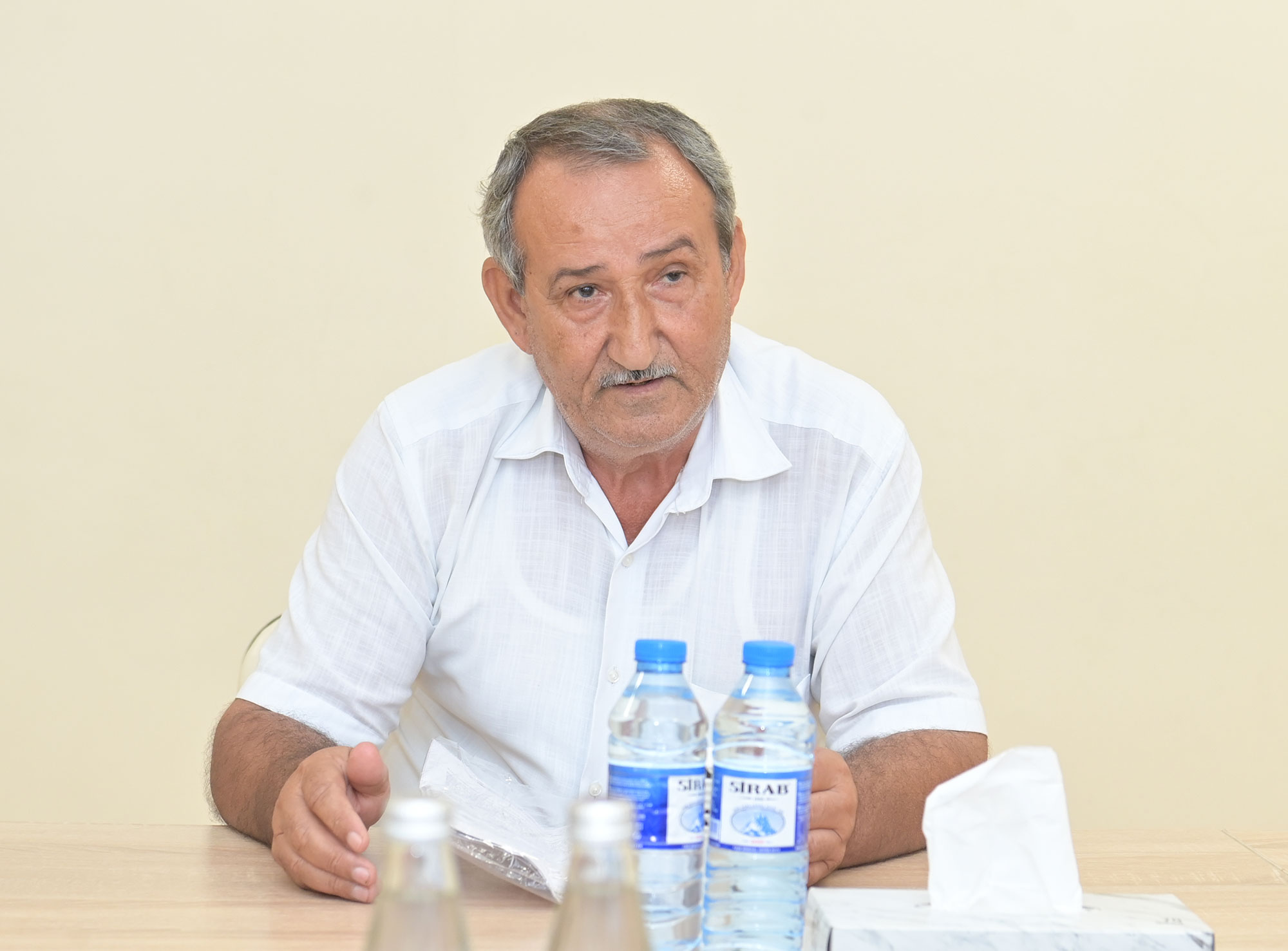 Elm və təhsil naziri İsmayıllıda vətəndaşları qəbul edib