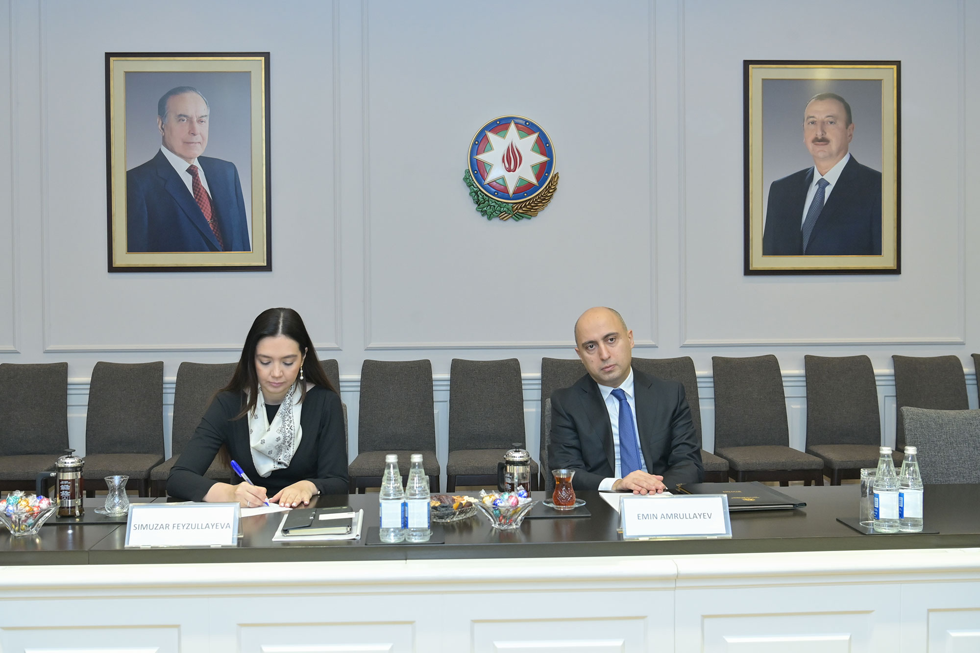 Elm və təhsil naziri Qvineya Respublikasının ölkəmizdəki səfiri ilə görüşüb