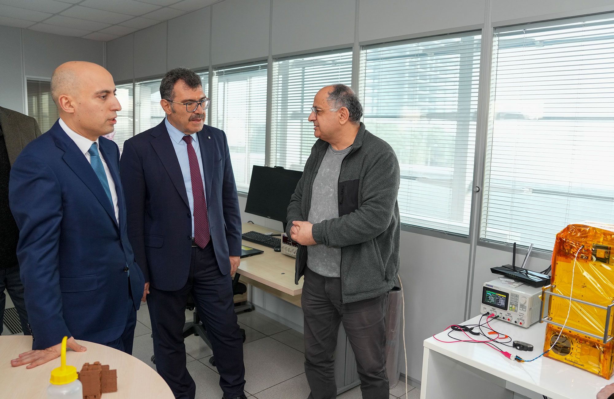 Elm və təhsil naziri Türkiyənin bir neçə ali təhsil müəssisəsində olub