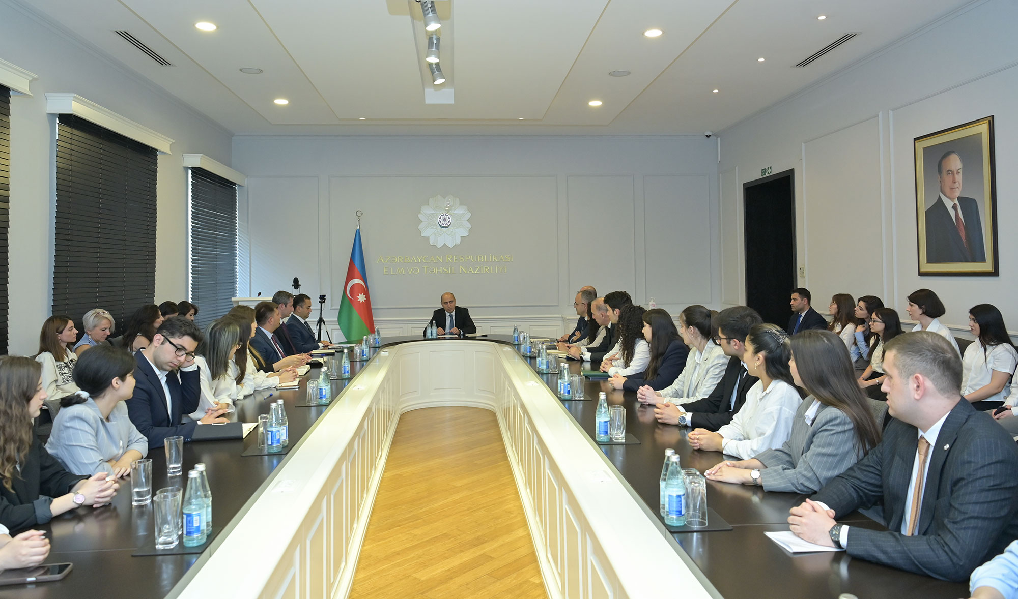 Elm və təhsil naziri yeni “Maarifçi”lərlə görüşüb 