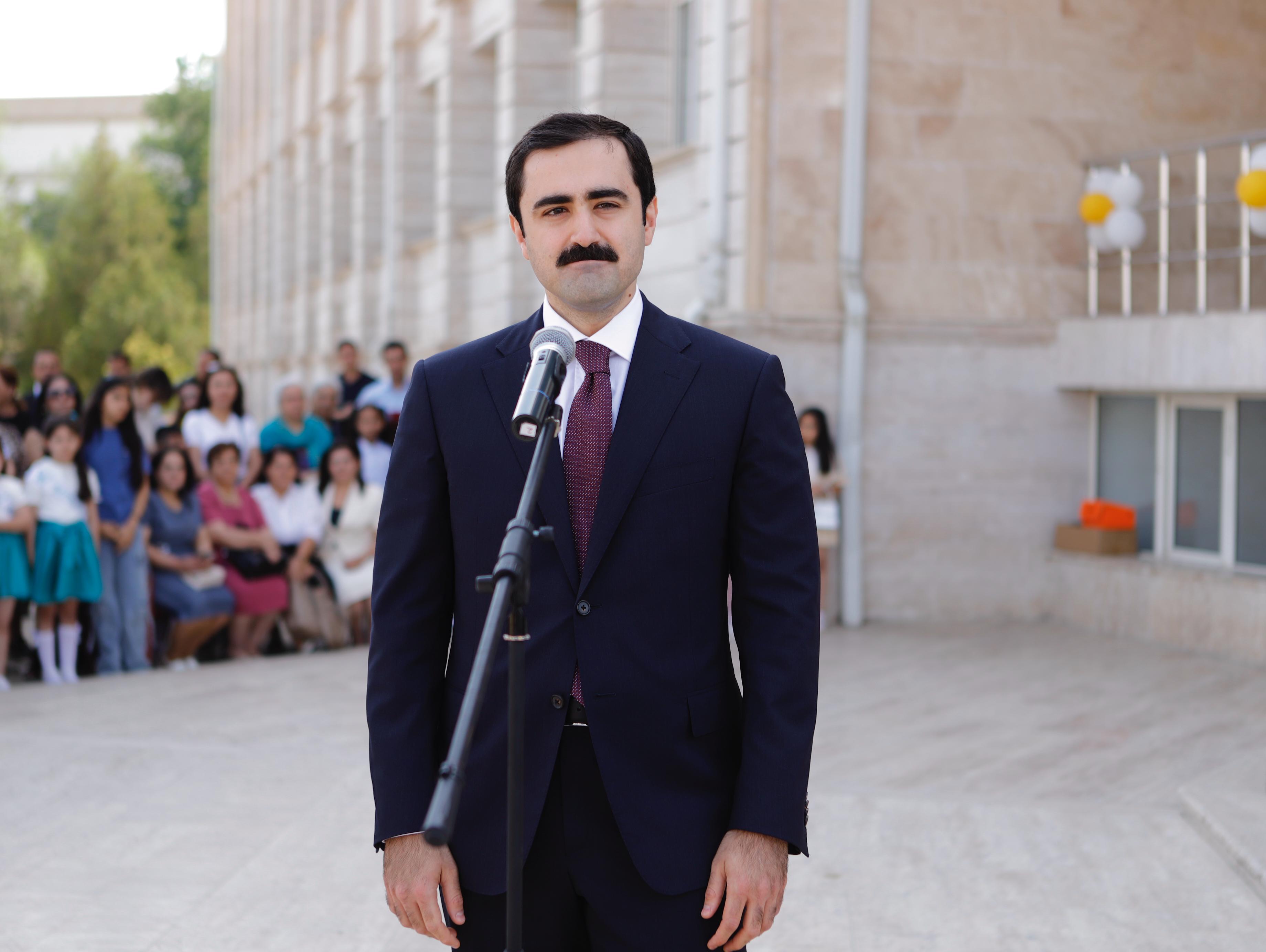 Elm və təhsil nazirinin müavini Naxçıvanda "Son zəng" tədbirində iştirak edib