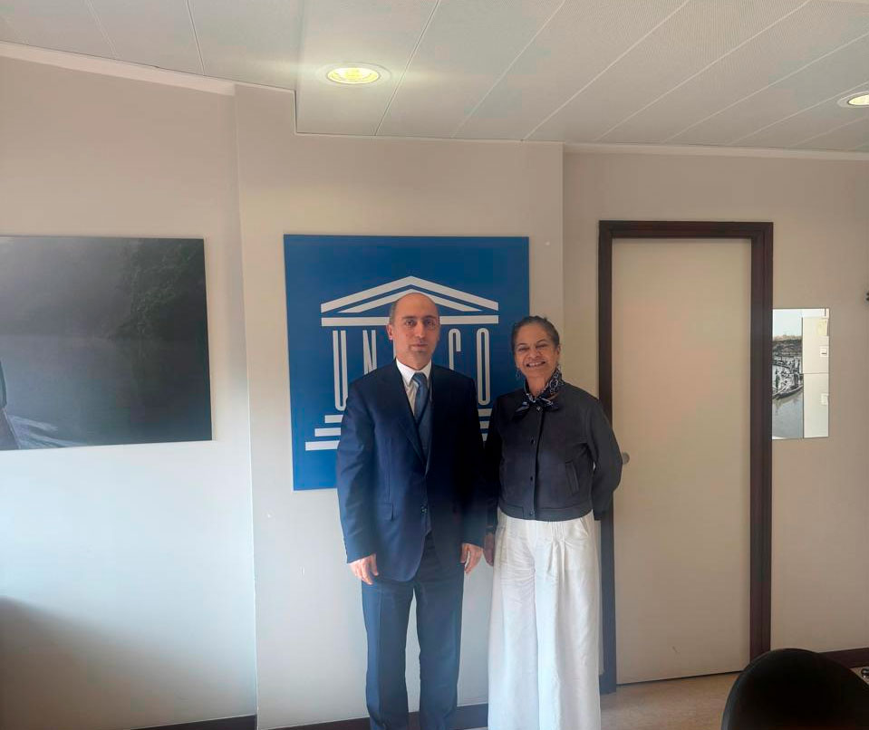 Elm və təhsil nazirinin rəhbərlik etdiyi nümayəndə heyəti Parisdə bir sıra görüşlər keçirib