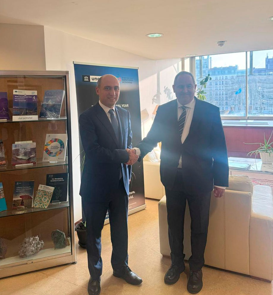 Elm və təhsil nazirinin rəhbərlik etdiyi nümayəndə heyəti Parisdə bir sıra görüşlər keçirib