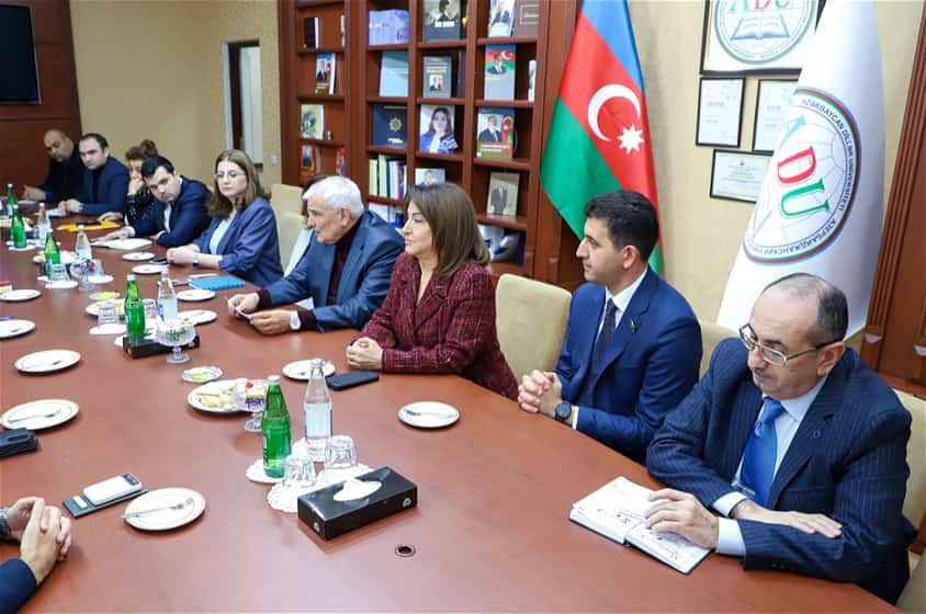 Elm və Təhsil Nazirliyi yanında İctimai Şuranın üzvləri ADU-da olublar