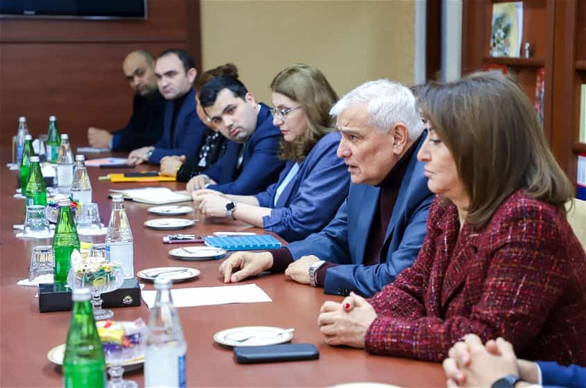 Elm və Təhsil Nazirliyi yanında İctimai Şuranın üzvləri ADU-da olublar