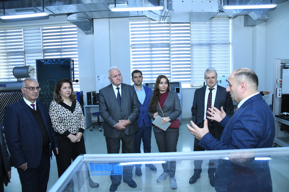 Elm və Təhsil Nazirliyi yanında İctimai Şuranın üzvləri BMU-da olublar