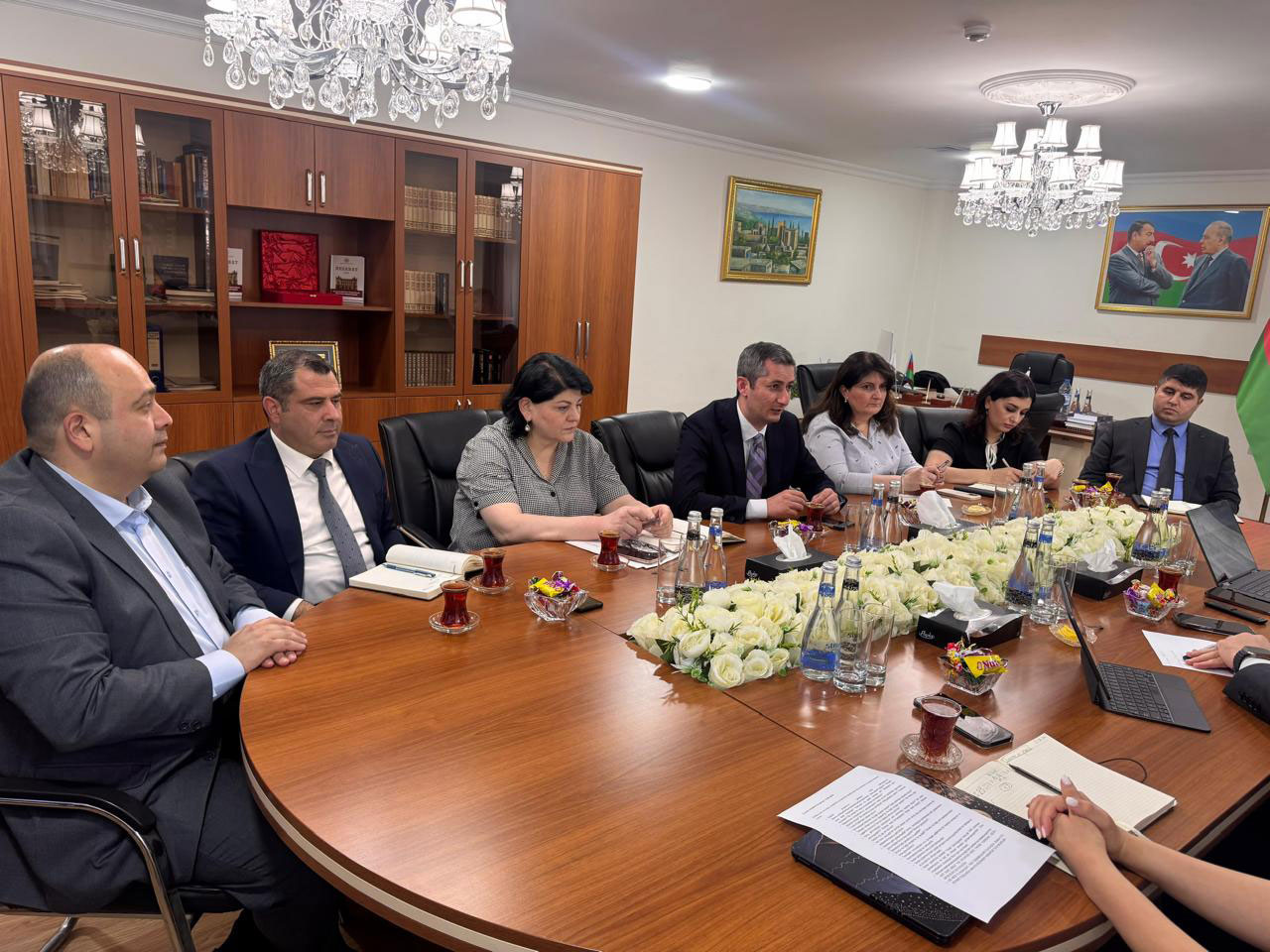 “Elm və təhsilə birgə baxış” layihəsi çərçivəsində YTP-də görüş keçirilib