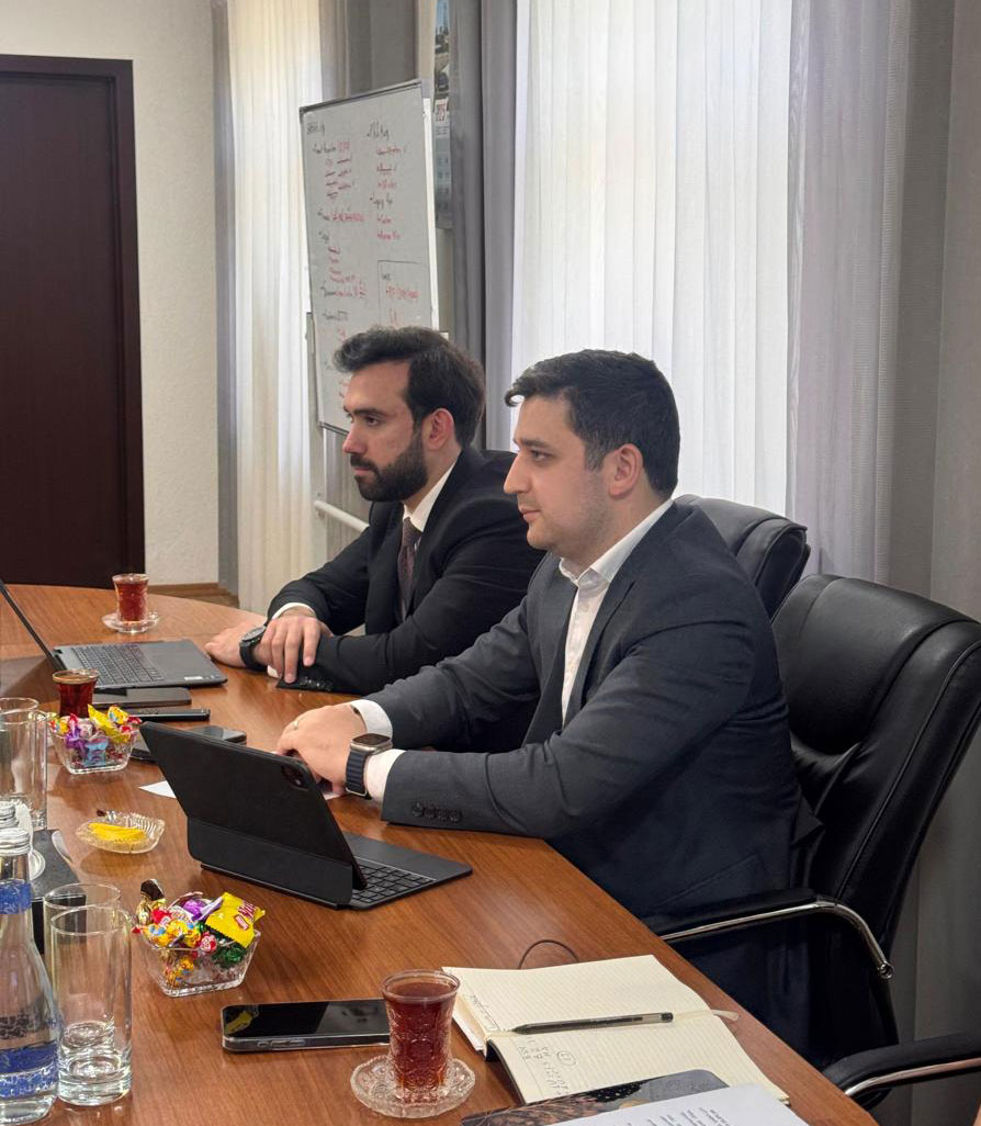 “Elm və təhsilə birgə baxış” layihəsi çərçivəsində YTP-də görüş keçirilib