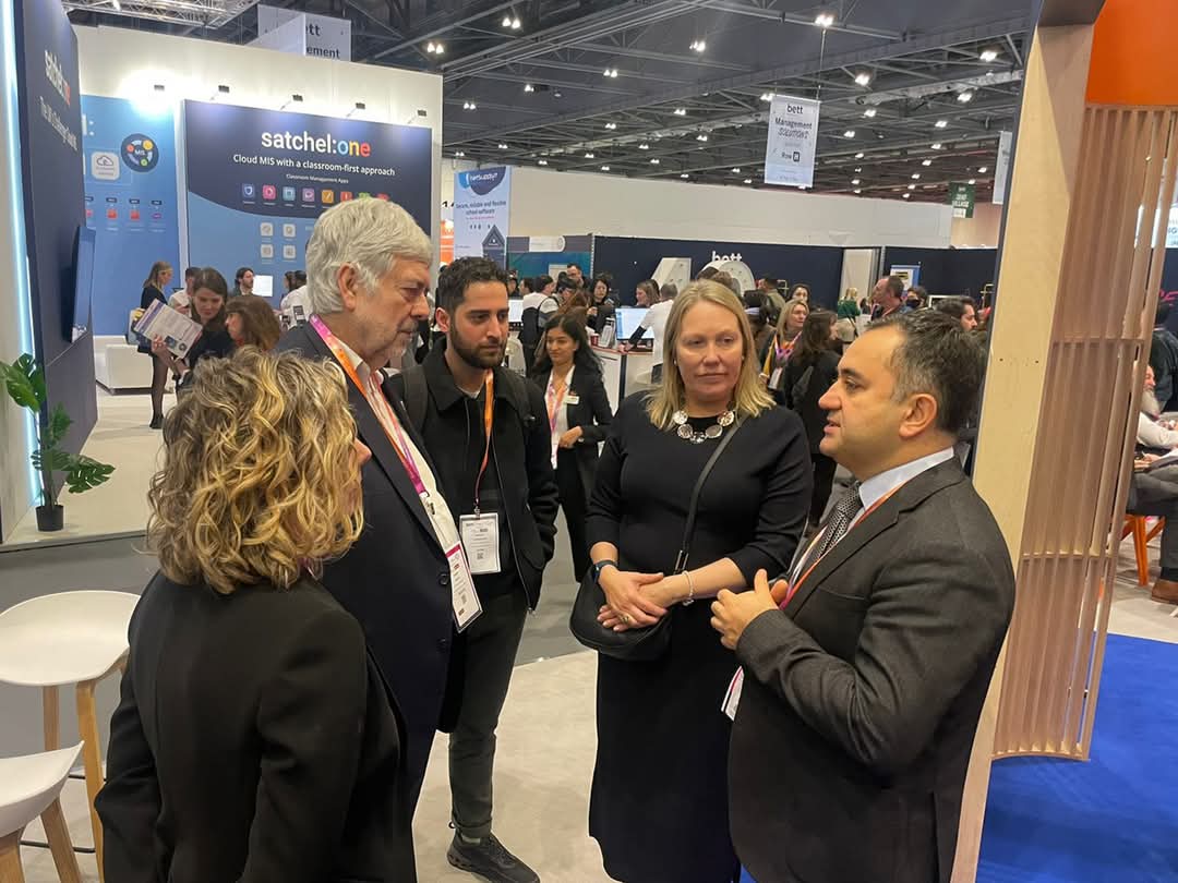 Elnur Nəsibov "Bett 2025" çərçivəsində bir sıra görüşlər keçirib 