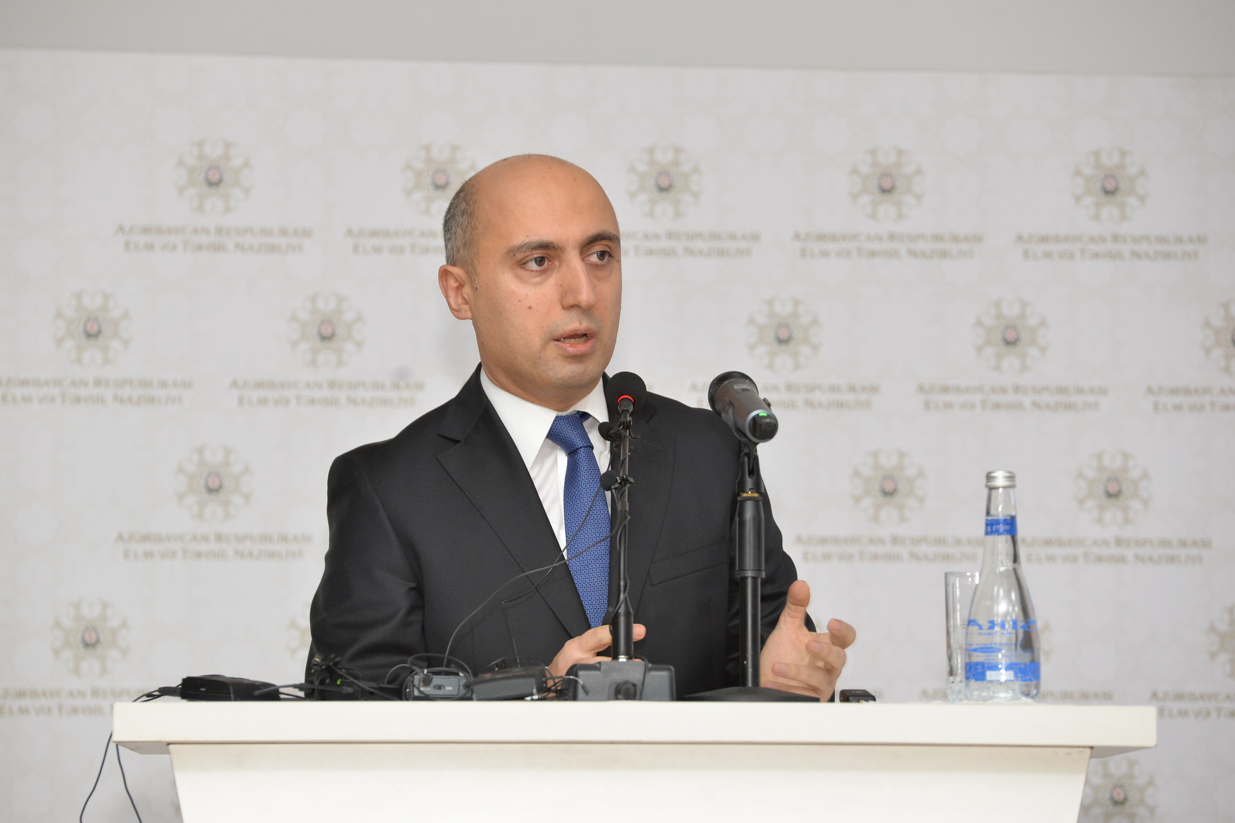 Emin Əmrullayev: Məktəblərdə nəzarət-yoxlama tədbirləri davam etdiriləcək 