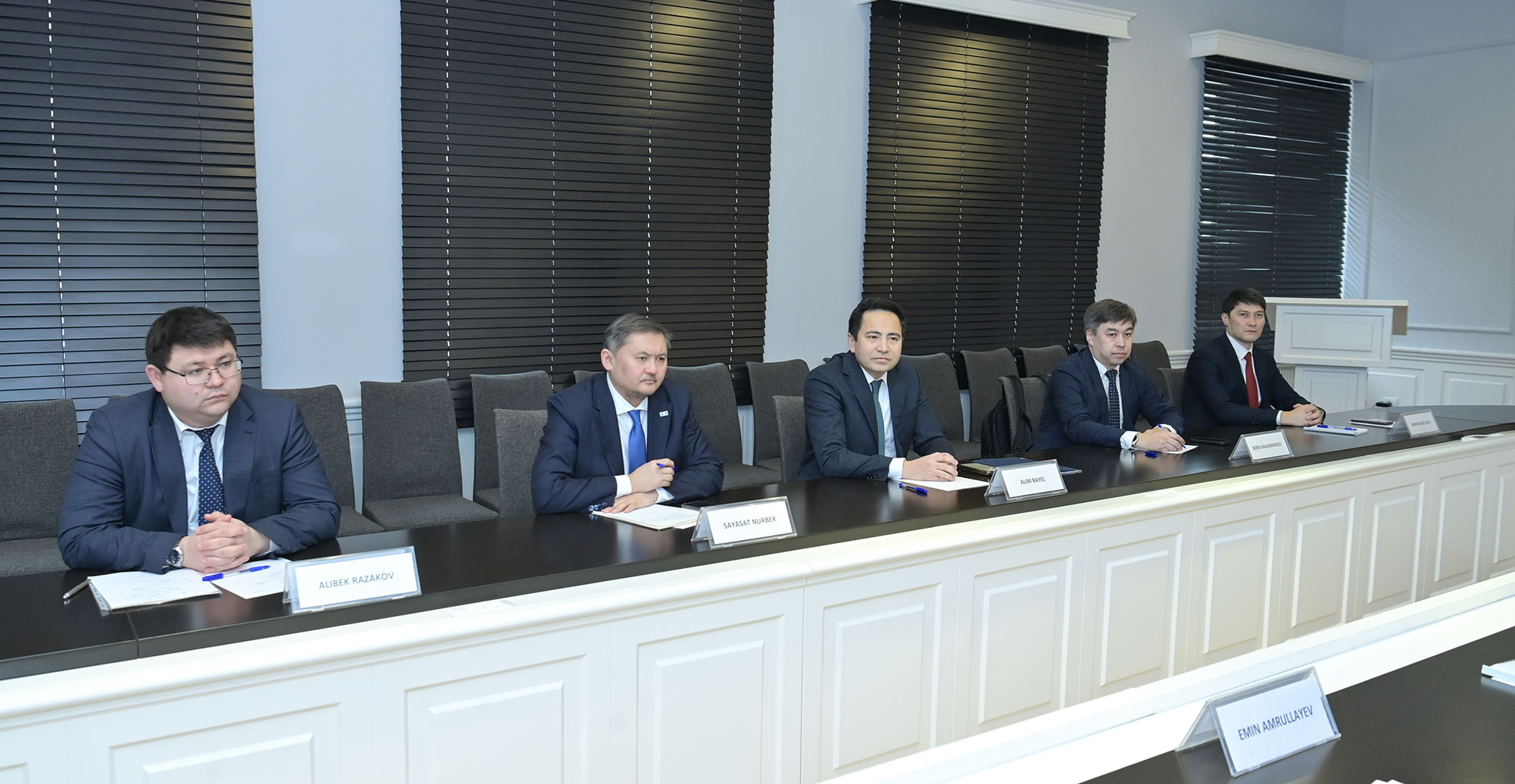 Emin Əmrullayev qazaxıstanlı həmkarı ilə görüşüb