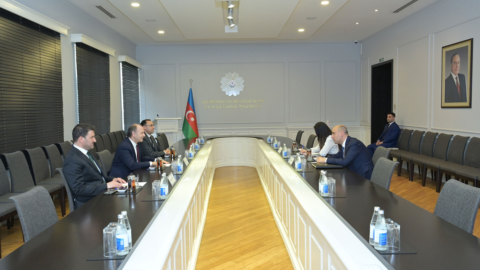 Emin Əmrullayev Türk Hava Qurumu Universitetinin rektoru ilə görüşüb