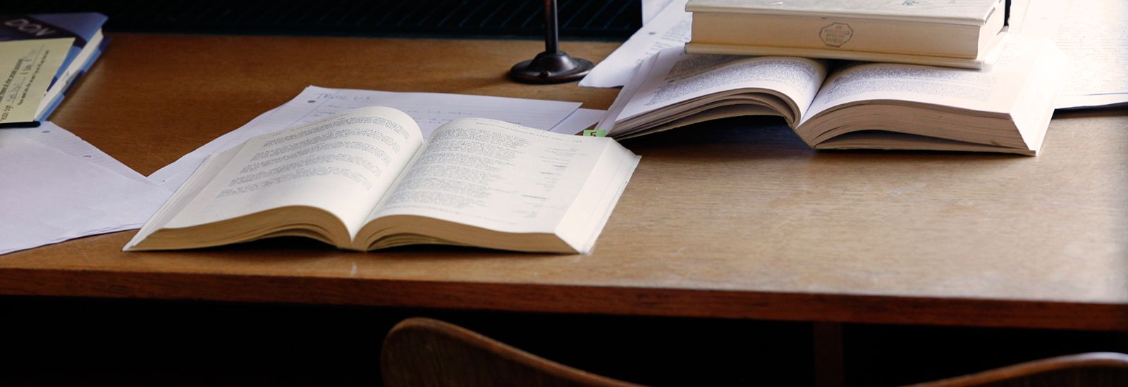 Ən çox fəlsəfə doktoru elmi dərəcəsi verilən sahələr açıqlanıb 