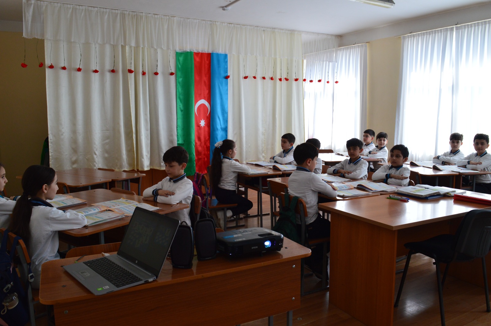 Ənənə və müasirliyi birləşdirən təhsil ocağı – Şəki məktəbindən REPORTAJ