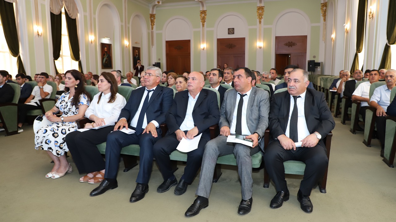 ETİHİ-də Tələbə Həmkarlar İttifaqı Komitələrinin sədrləri ilə görüş keçirilib