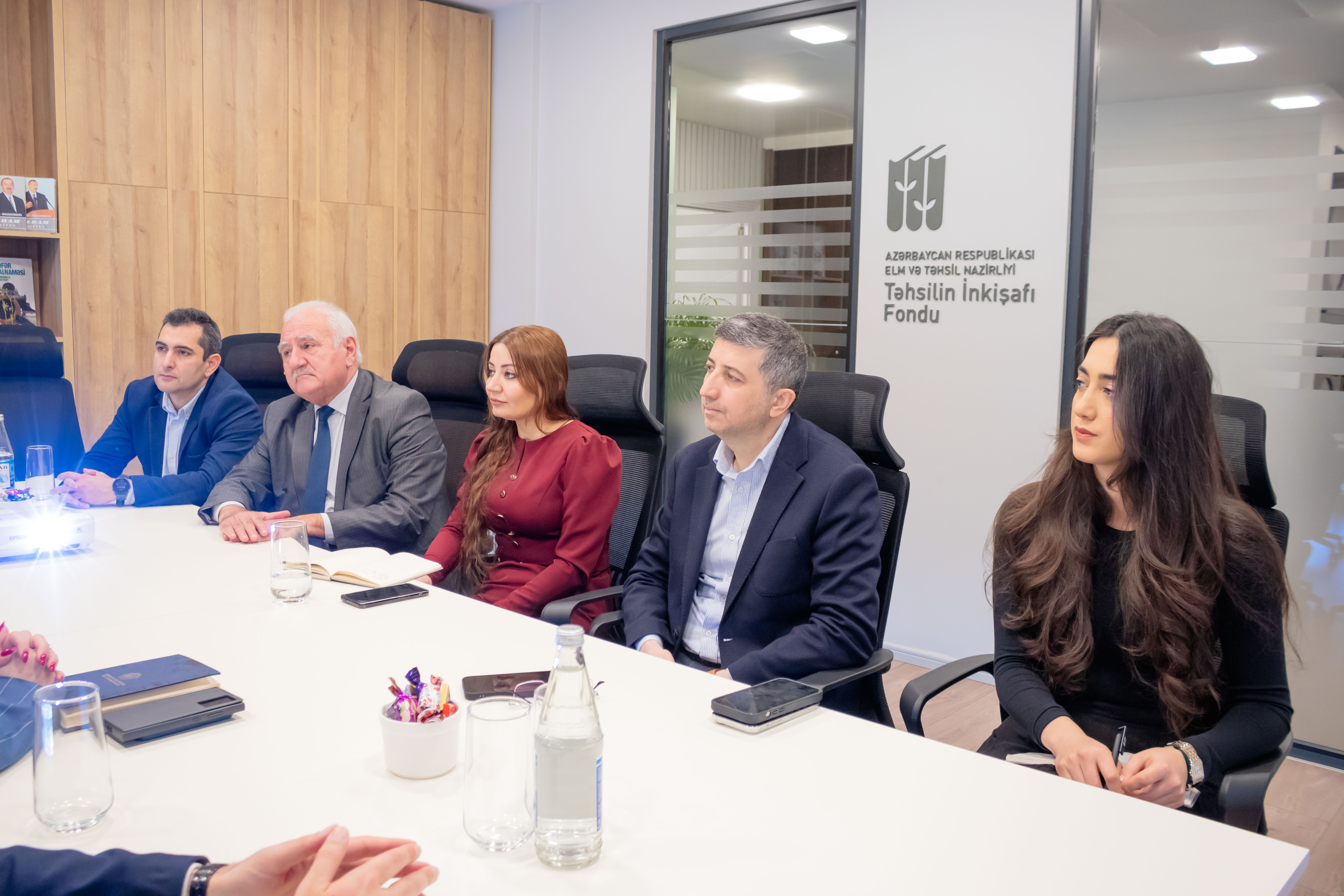 ETN yanında İctimai Şuranın üzvləri Təhsilin İnkişafı Fondunda olublar