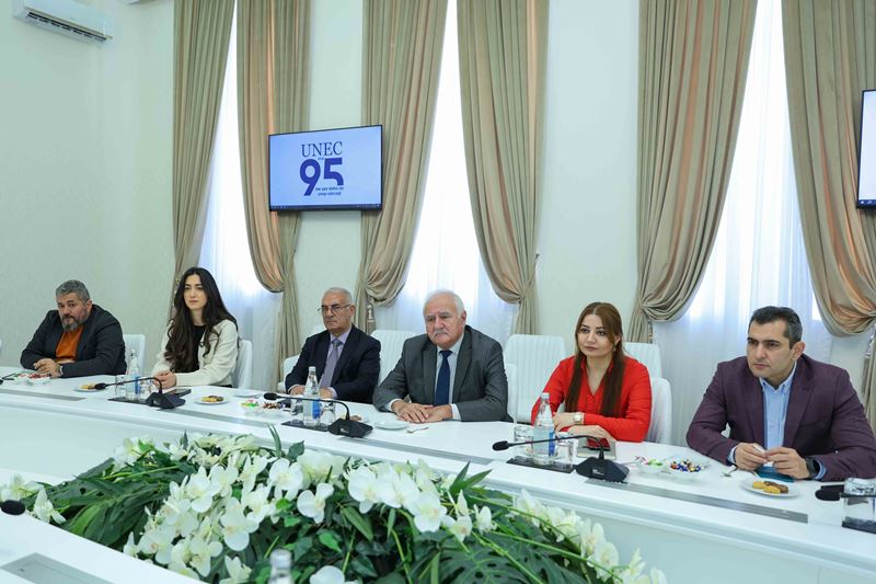 ETN yanında İctimai Şuranın üzvləri UNEC-də olublar