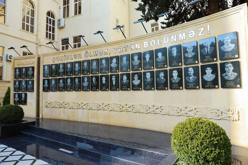 ETN yanında İctimai Şuranın üzvləri UNEC-də olublar