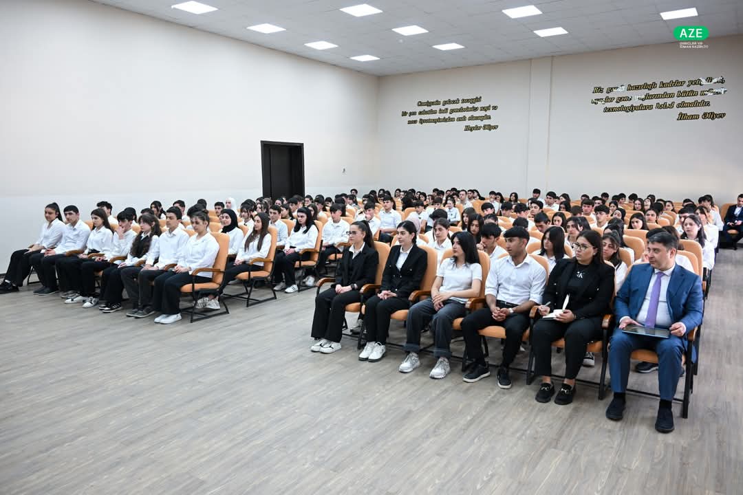 Fərid Qayıbov Qəbələ Dövlət Peşə Təhsil Mərkəzinin tələbələri ilə görüşüb