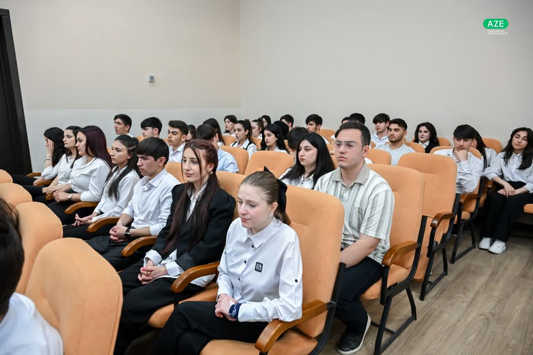 Fərid Qayıbov Qəbələ Dövlət Peşə Təhsil Mərkəzinin tələbələri ilə görüşüb