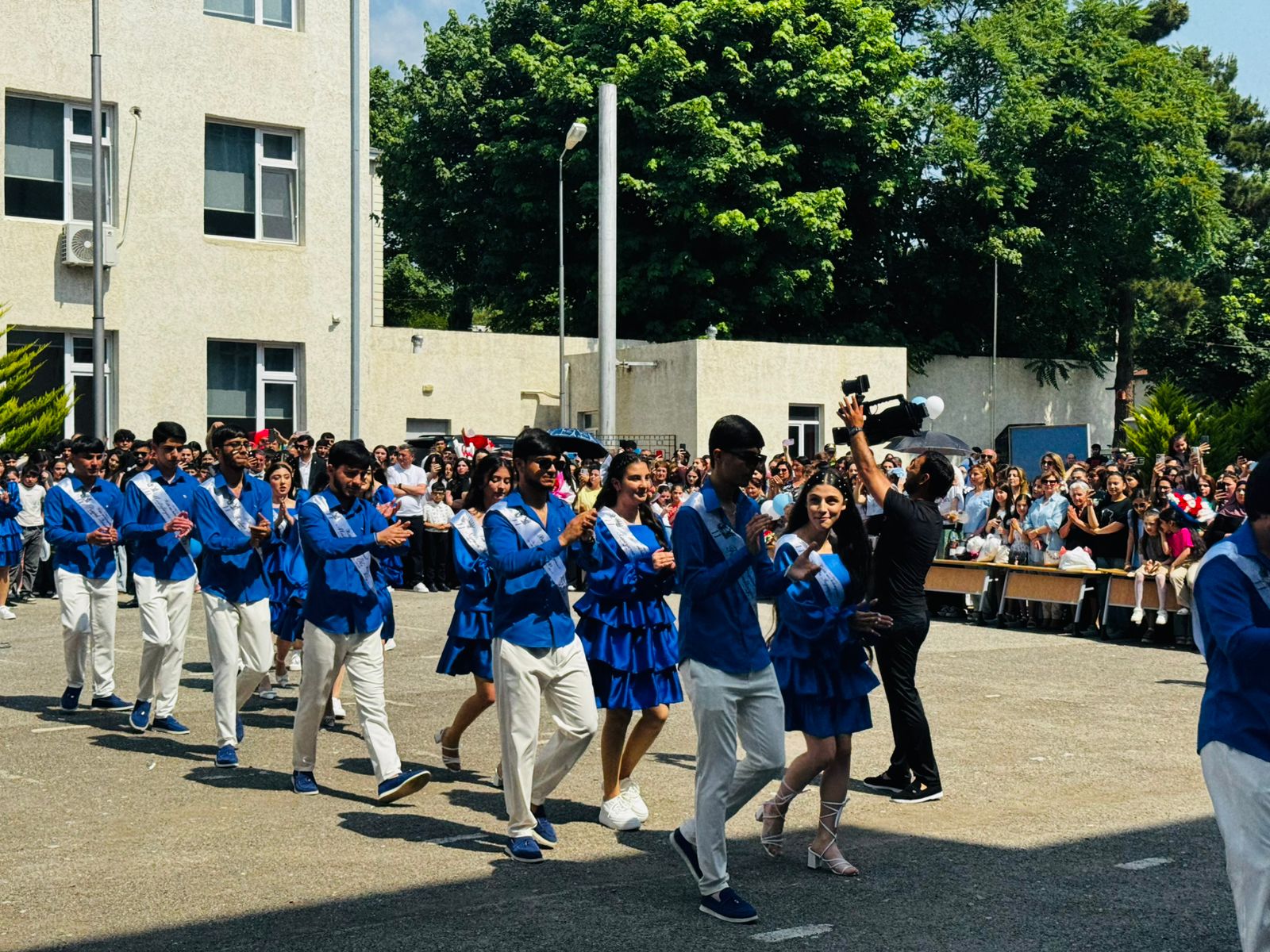 Fərzəli Qədirov Şamaxıda “Son zəng” tədbirində iştirak edib
