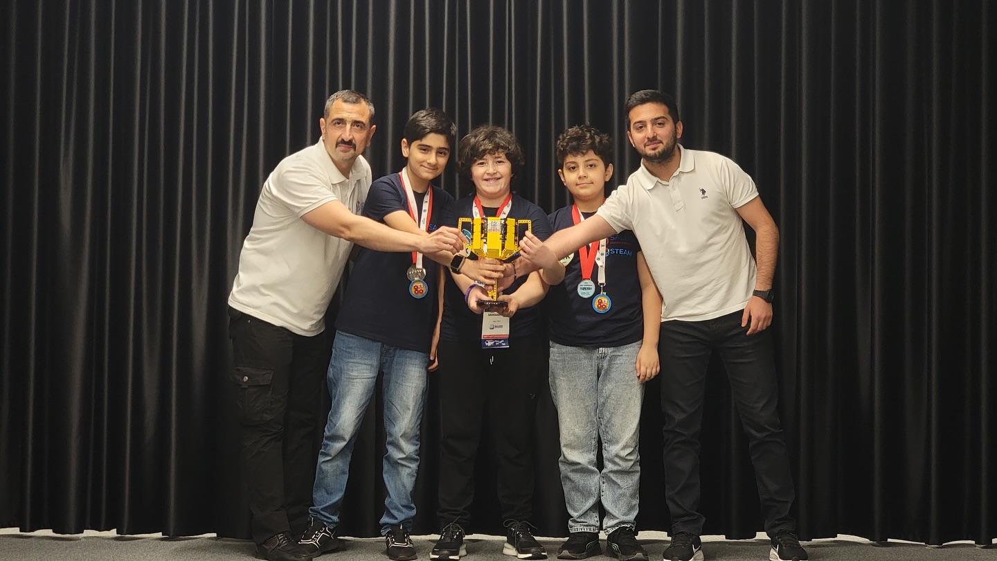 "FIRST LEGO League Challenge" yarışının qalibləri mükafatlandırılıb
