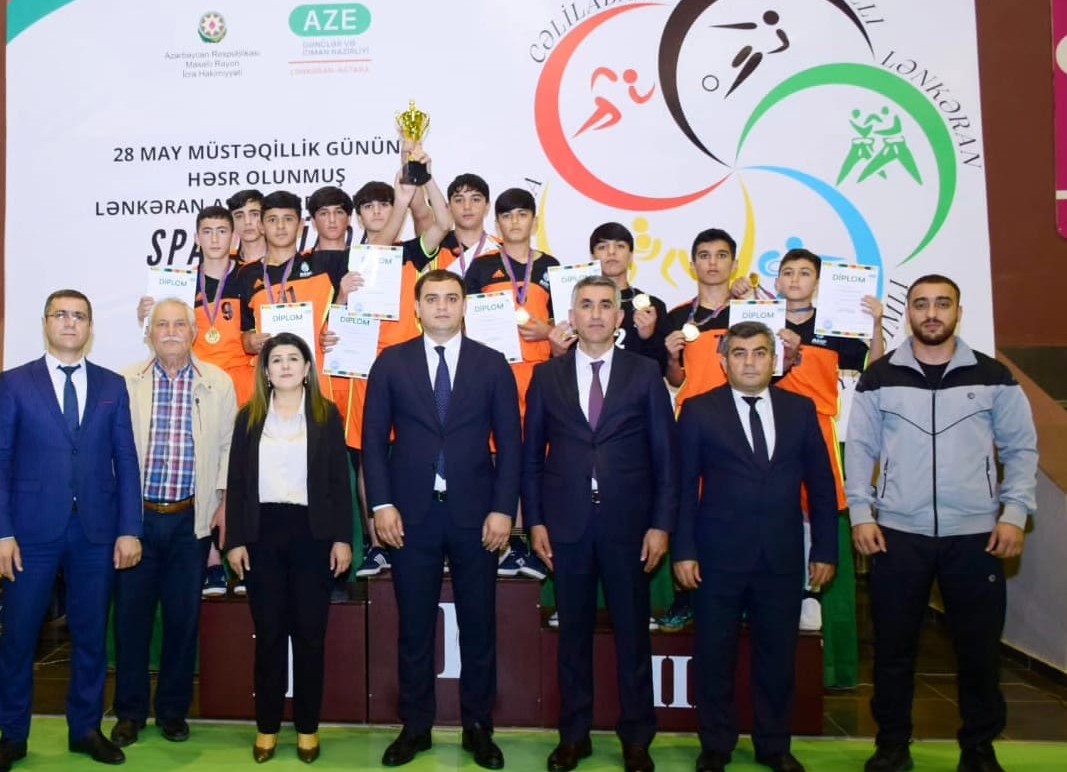 “Fiziki tərbiyə şagirdlərdə vətənpərvərlik ruhunu artırır” – Gənc idman müəllimi