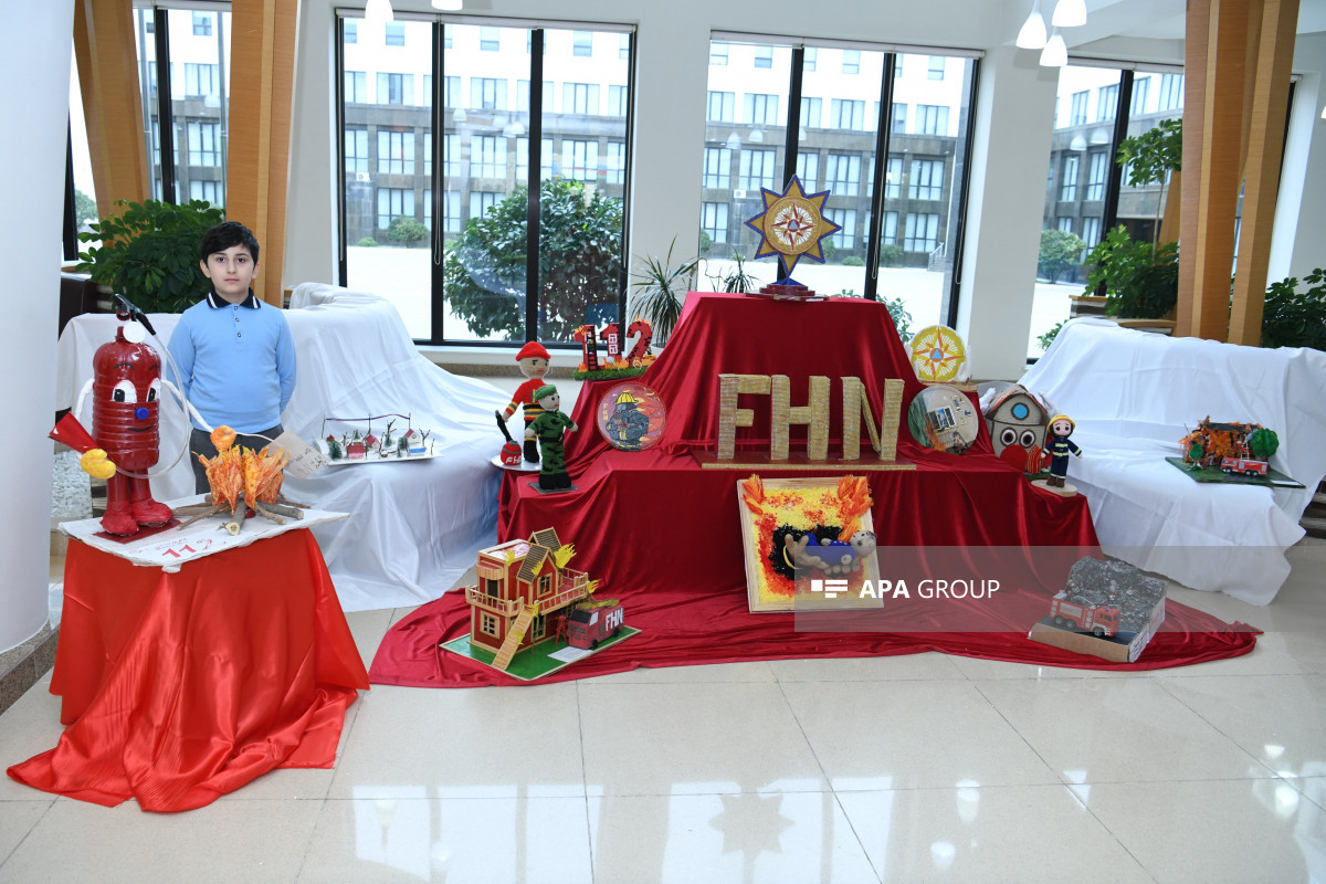 “Fövqəladə hallar uşaqların gözü ilə” müsabiqəsinin qalibləri mükafatlandırılıb