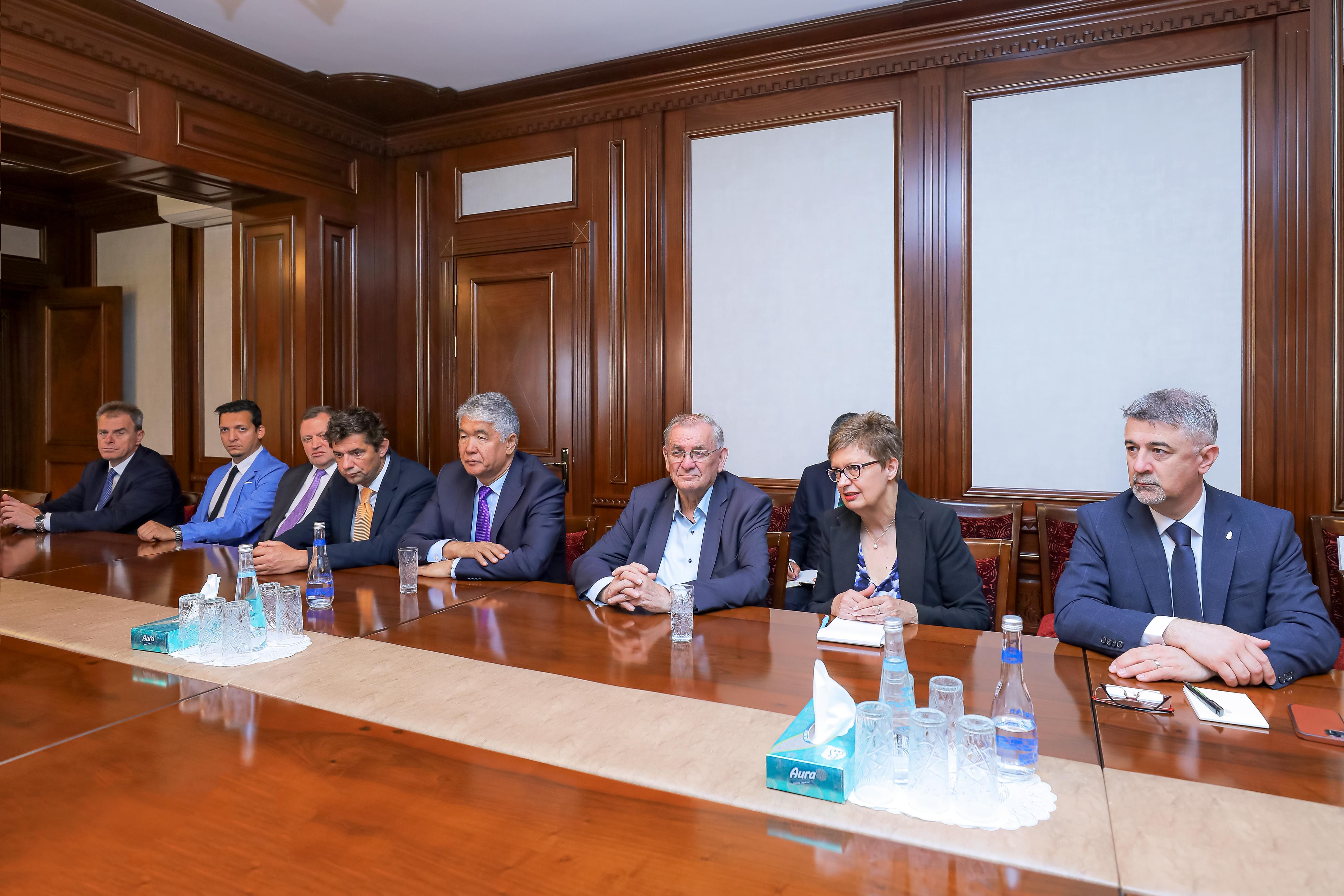 Fuad Nəcəfli: Macarıstanla elm və təhsil sahəsində yaxşı əməkdaşlıq perspektivləri var