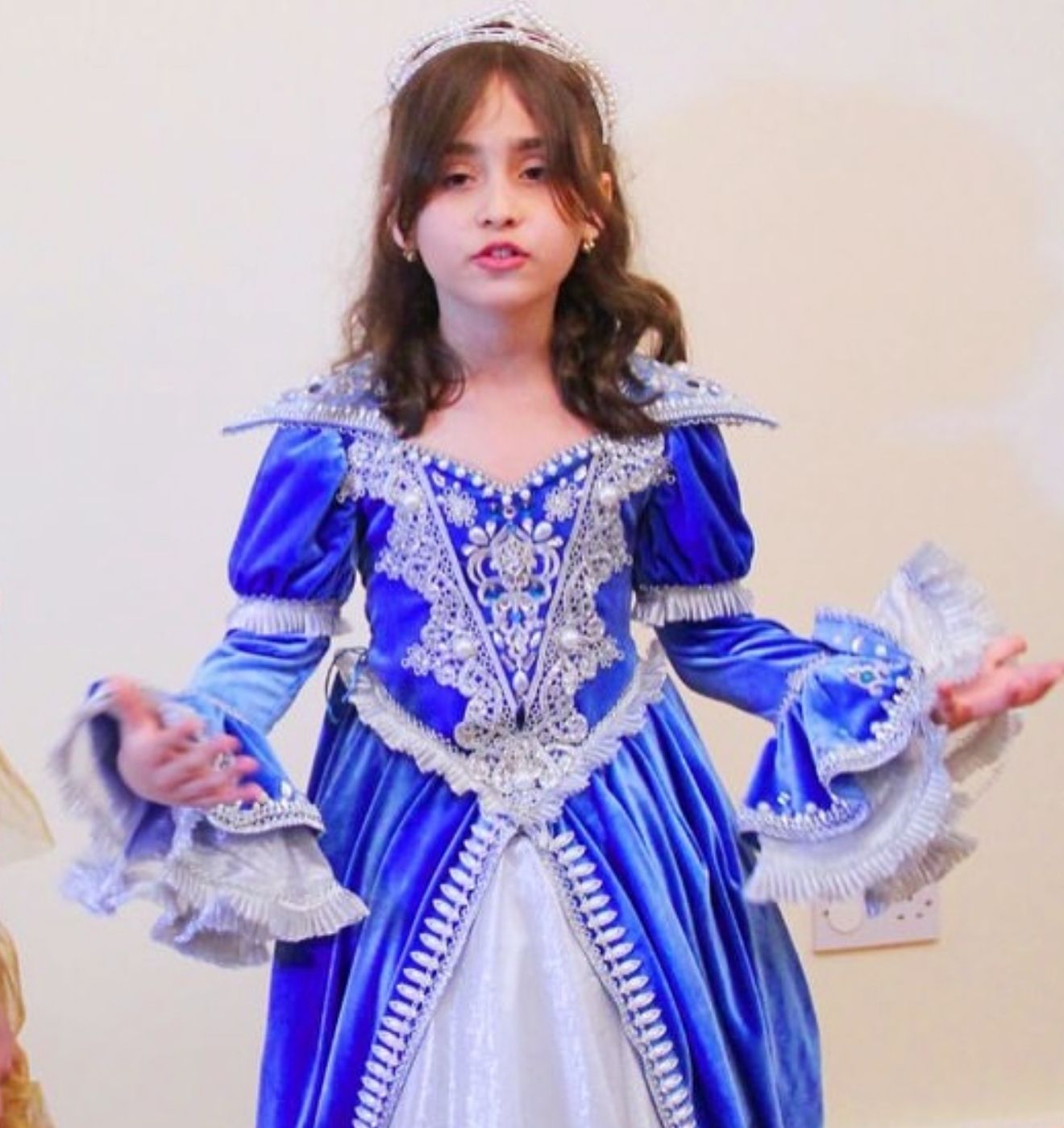 Gələcək arzusu elmlə məşğul olmaqdır - Çoxsaylı bacarıqları olan Mirelin uğur hekayəsi