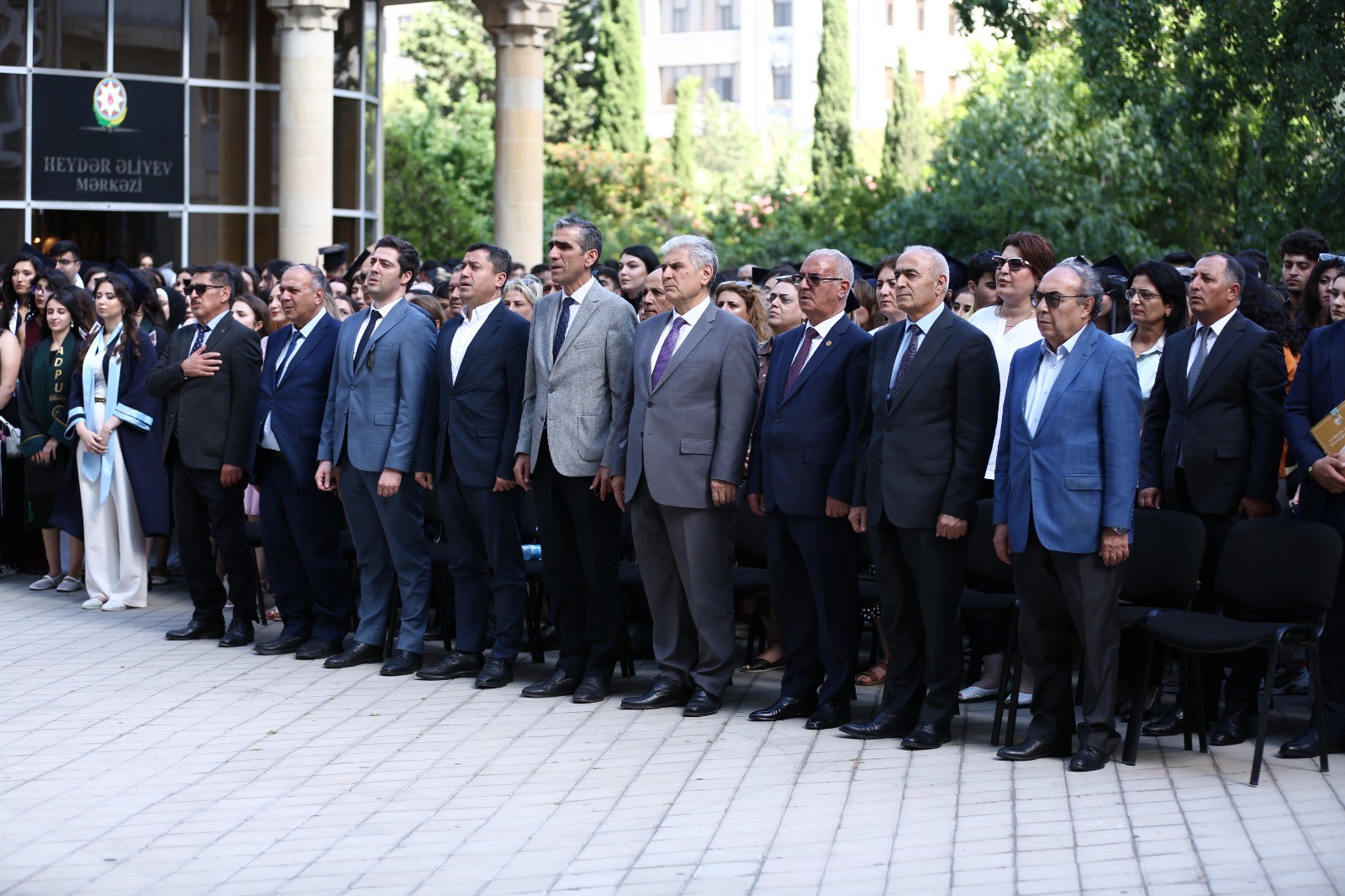 Gələcəyin müəllimləri məzun oldu: ADPU-da “Məzun günü” 