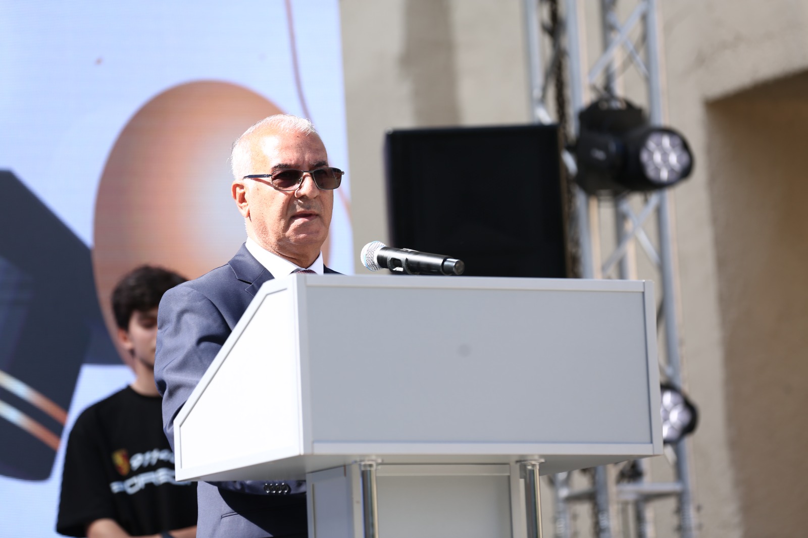 Gələcəyin müəllimləri məzun oldu: ADPU-da “Məzun günü”